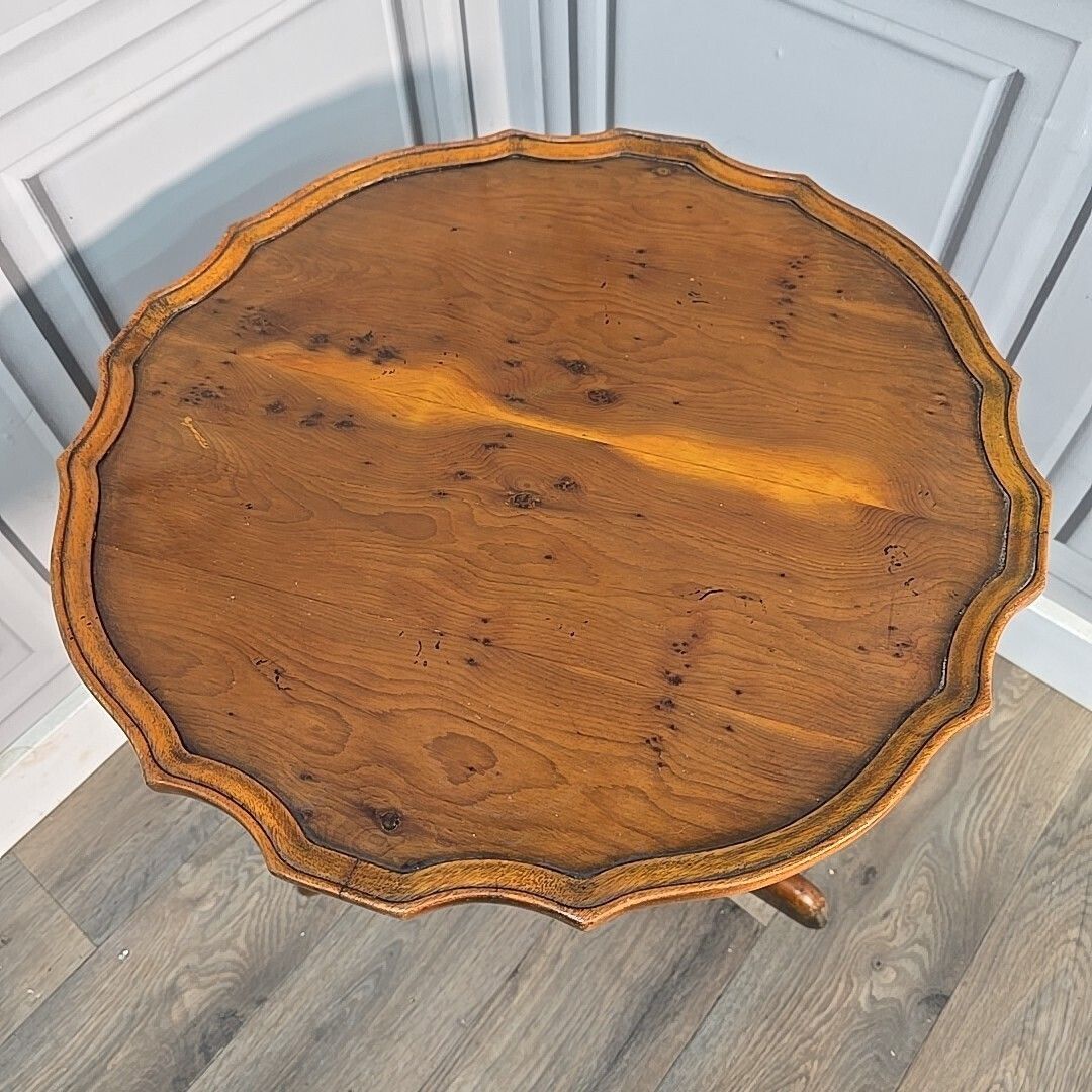 Antique Pedestal Wine Table Charles Barr Scalloped Edge – Yew Wood – Pie Crust photo Furniture