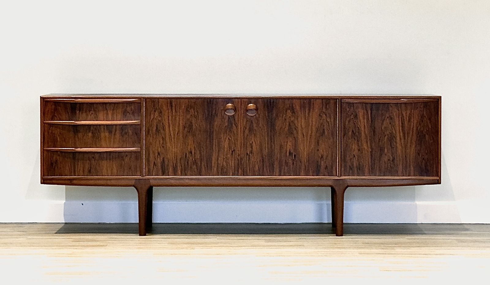 McIntosh Long Sideboard In Rosewood