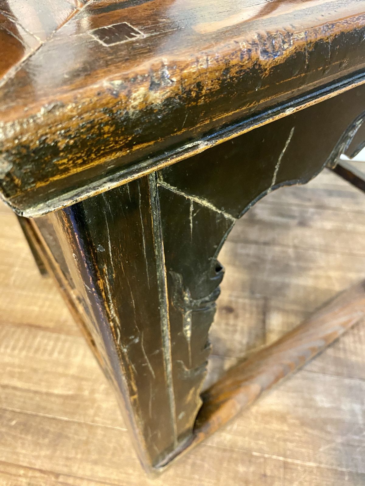390.0 Antique 1800s Chinese Yoke Back Armchair. photo