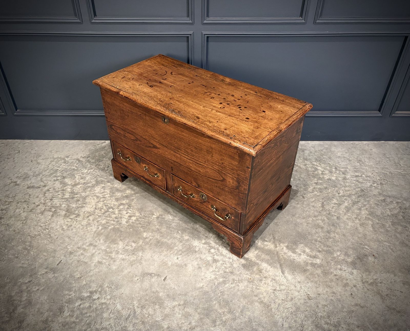 Georgian Elm Blanket Box photo buy