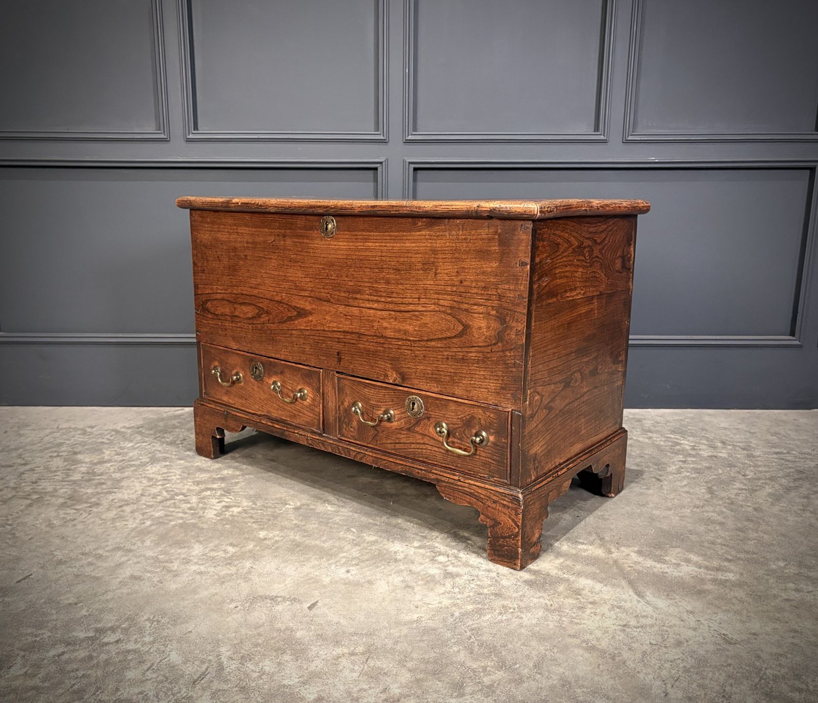 Georgian Elm Blanket Box photo vintage
