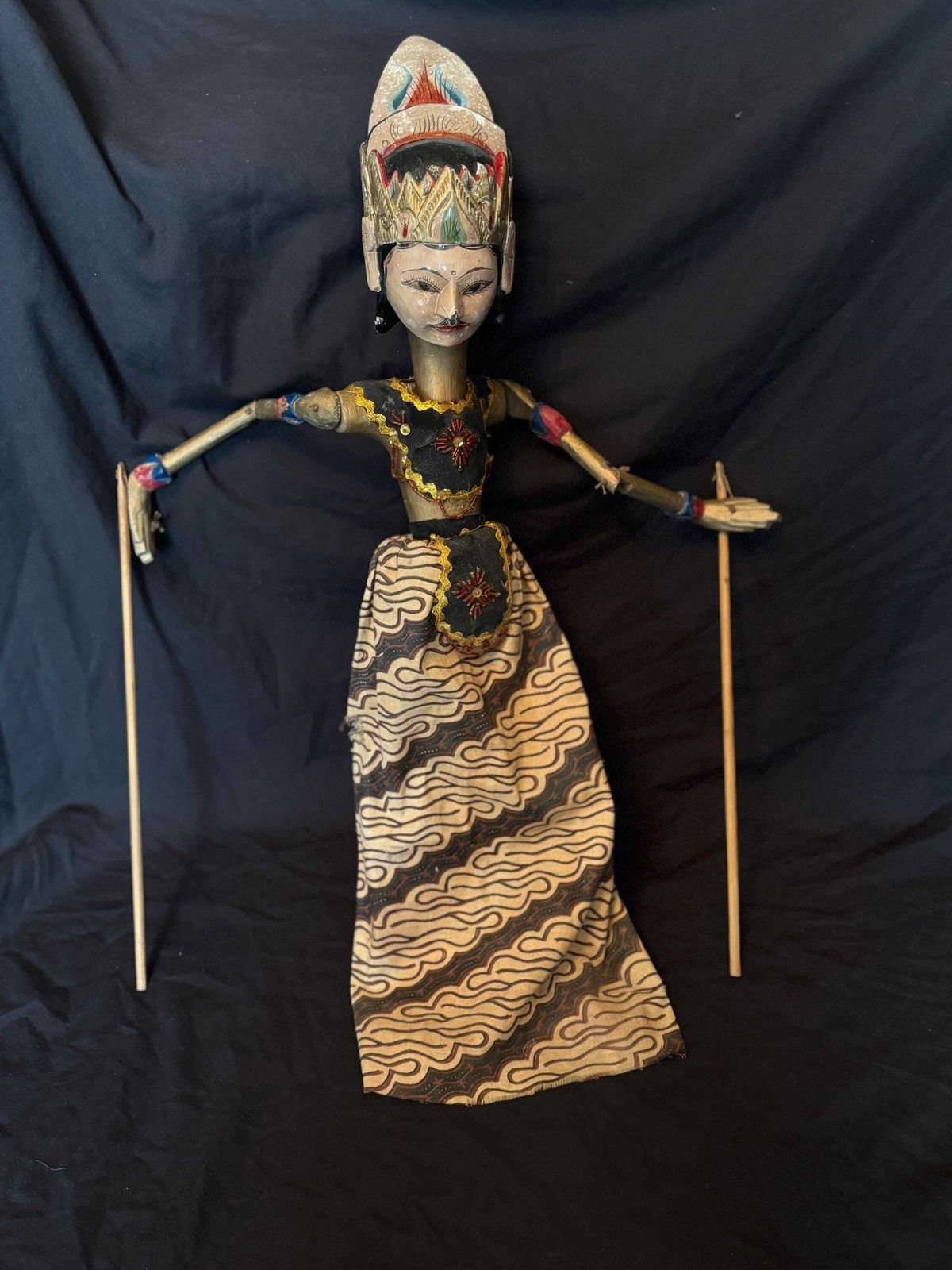 Vintage Wayang Golek Puppet Wooden Hand Carved & Hand Painted Indonesian