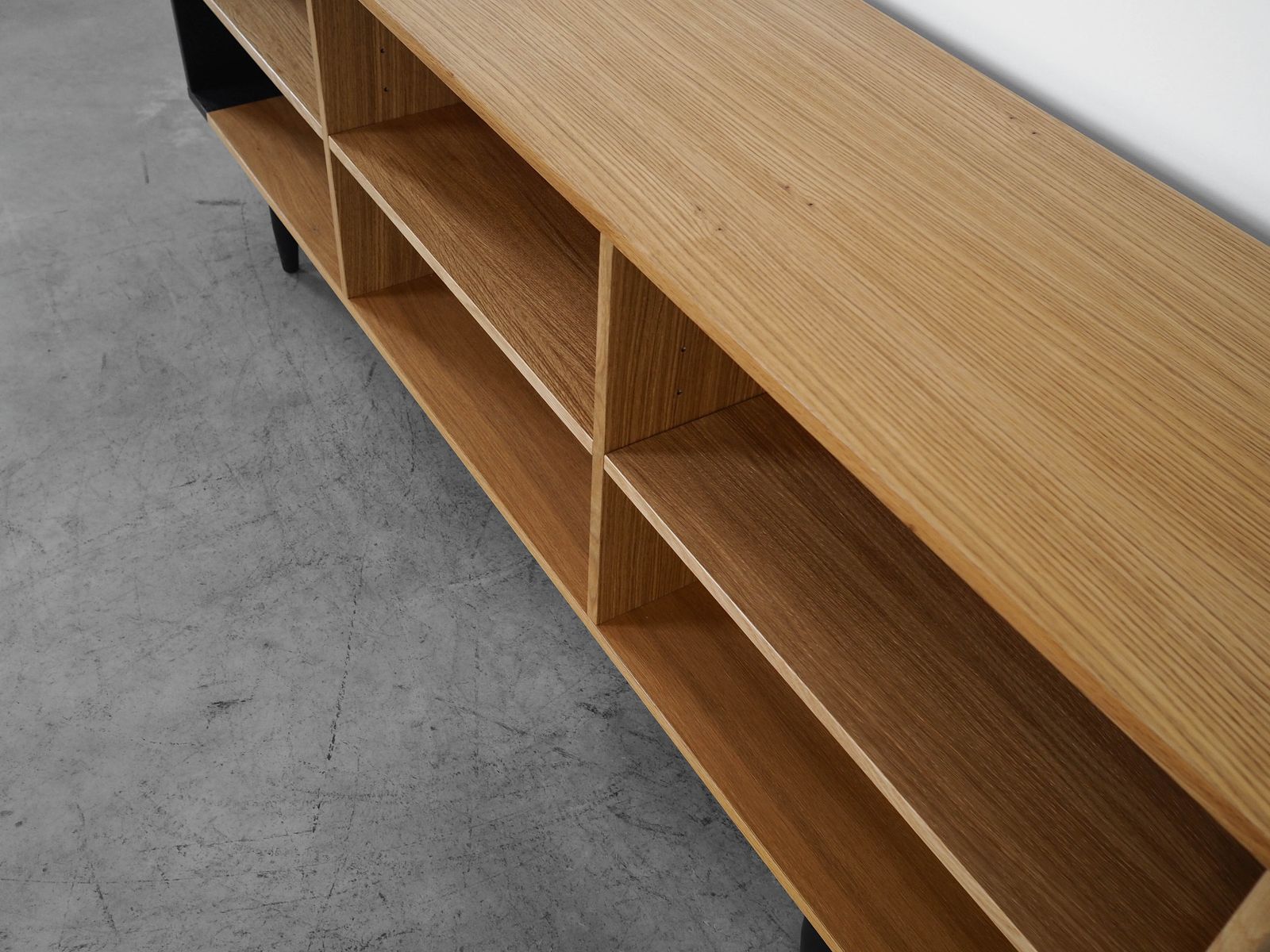 photo for sale Eiken Boekenkast, Scandinavisch Design