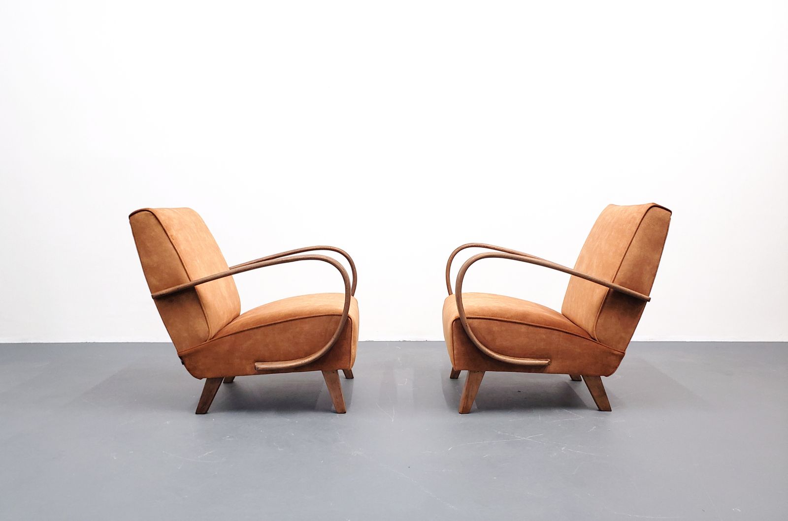 photo furniture One Left   1930 Jindrich Halabala Bentwood Armchair In Rust Brown Velvet