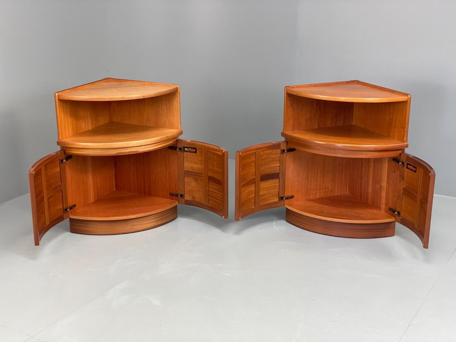 Vintage Nathan Bedside Cabinets Corner Units Pair Squares Retro Eb11675 Mwoo photo Furniture