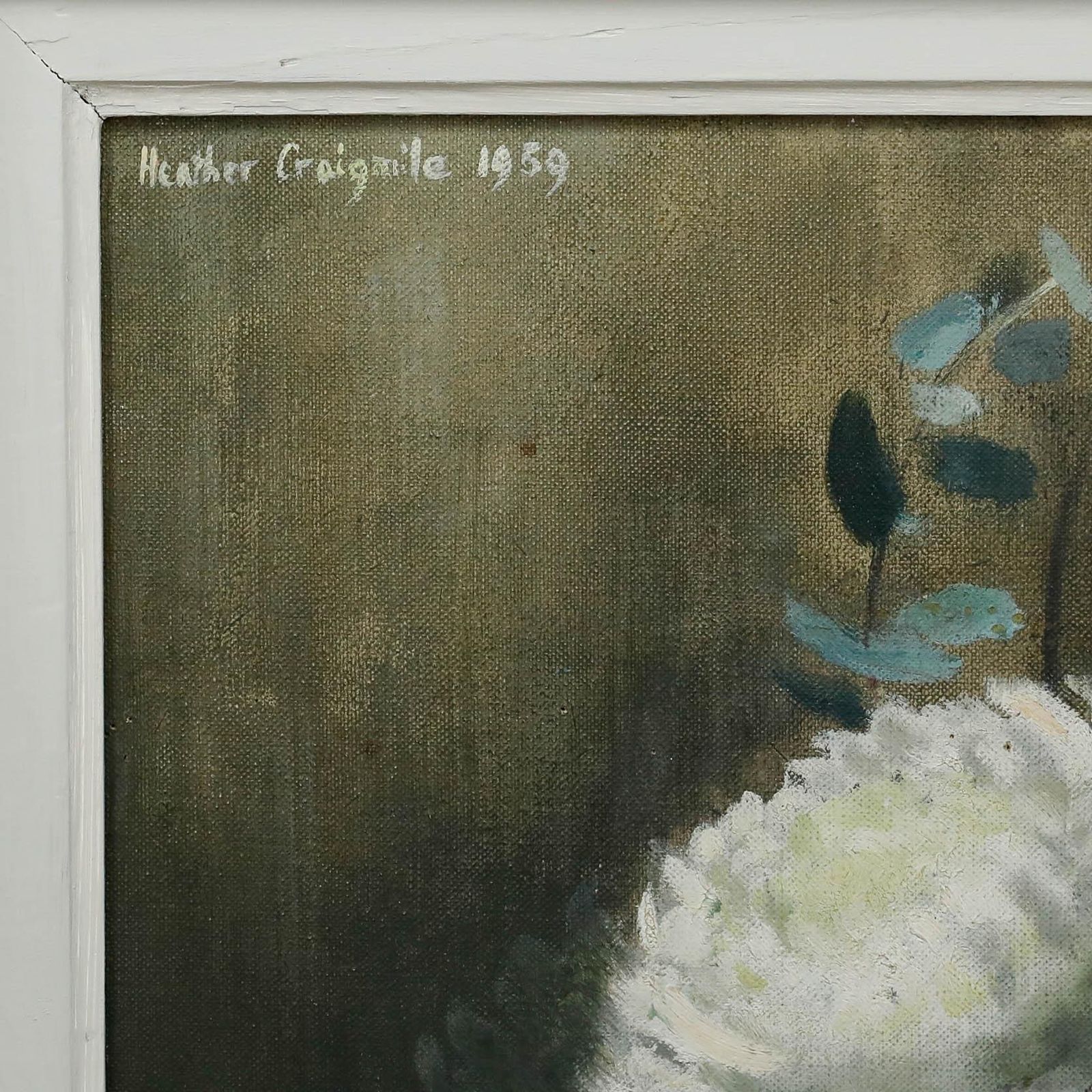 Heather Craigmile (B.1925) Framed Oil, Still Life Of White Chrysanthemums photo vinterior