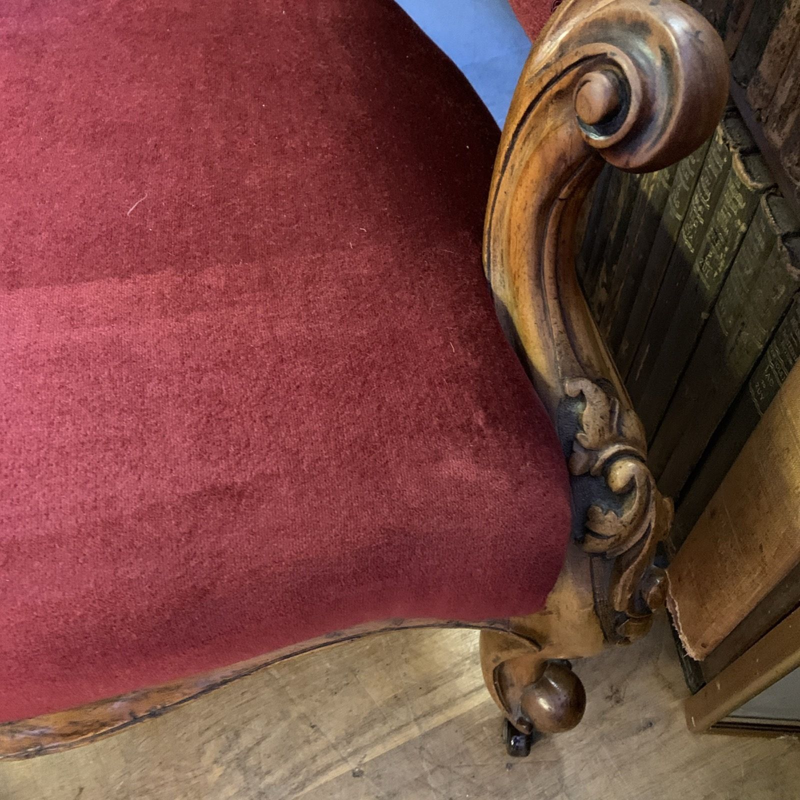 photo furniture Pair Of Victorian Ladies And Gents Walnut Framed Parlour Chairs