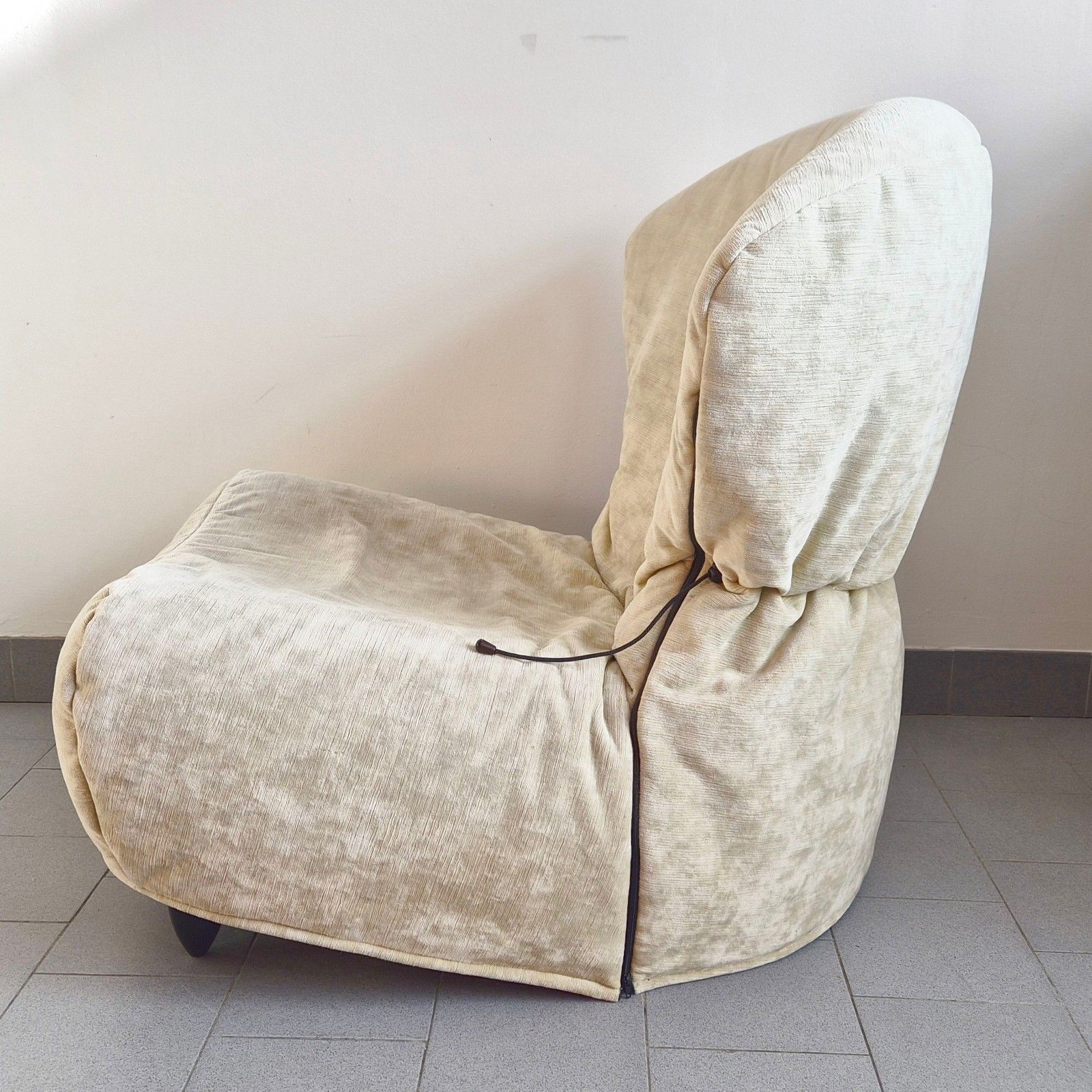 Pair Of Vintage Annie Hieronimus Cinna 90s Feminina Body Driver Chairs photo buy