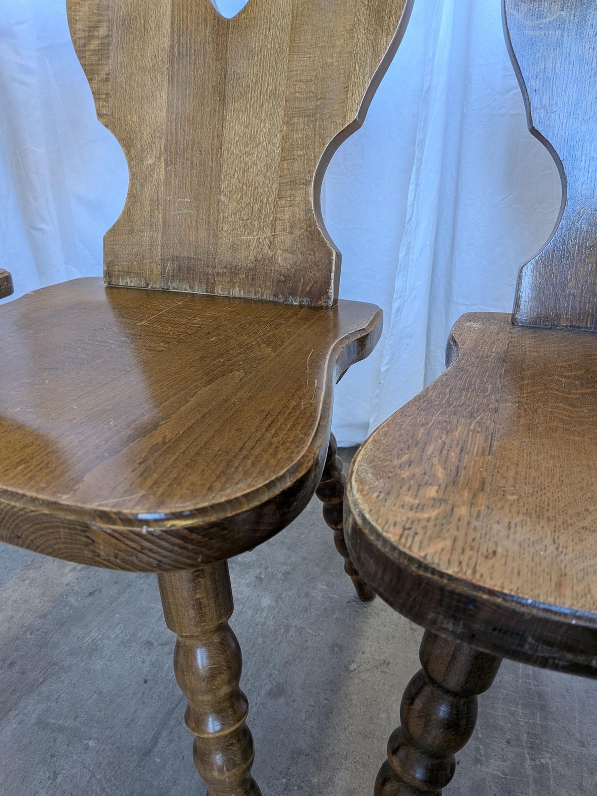 Set Of 4 Vintage Tyrolean Heart Cutout Wooden Dining Chairs / Darker Brown Wood photo 1160.0
