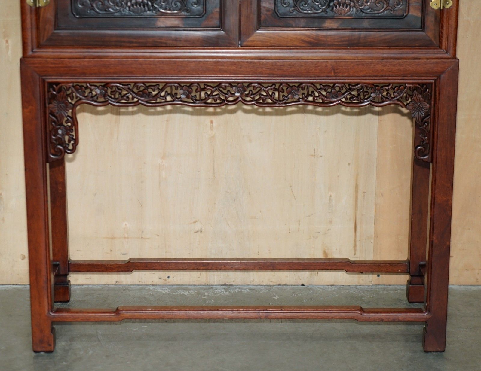 photo vinterior A Fine 19th Century Carved Huanghuali Two Door Cabinet On Stand Qing Dynasty