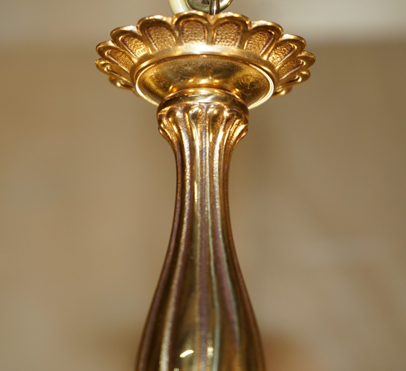 Lovely Reccagni Made In Italy Brass & Frosted Glass Five Candle Light Chandelier photo Lighting