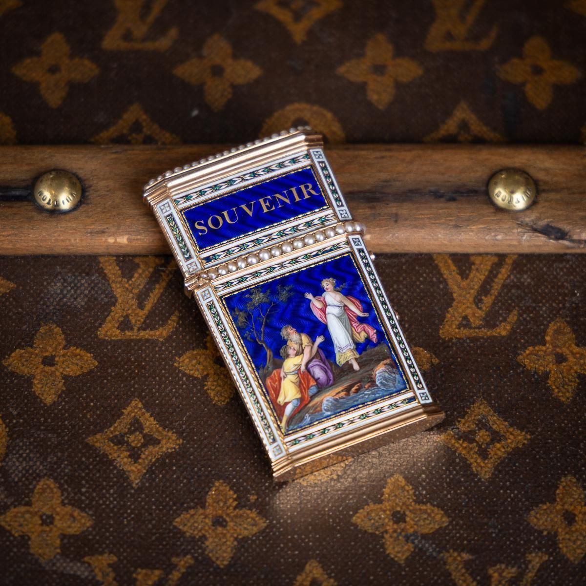 Antique 18thc Swiss Gold, Enamel & Seed Pearl Aide Memoire "Souvenir" Box C.1790 photo furniture