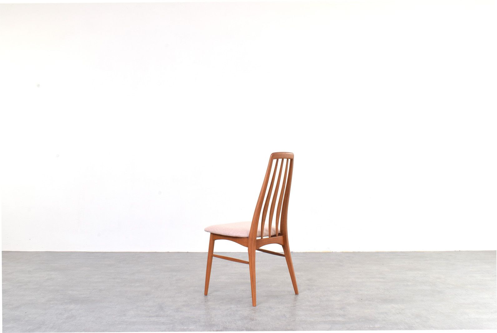 Mid Century Teak & Wool Eva Dining Chairs By Niels Koefoed For Koefoed Hornslet, 1960s, Set Of 4 photo vintage