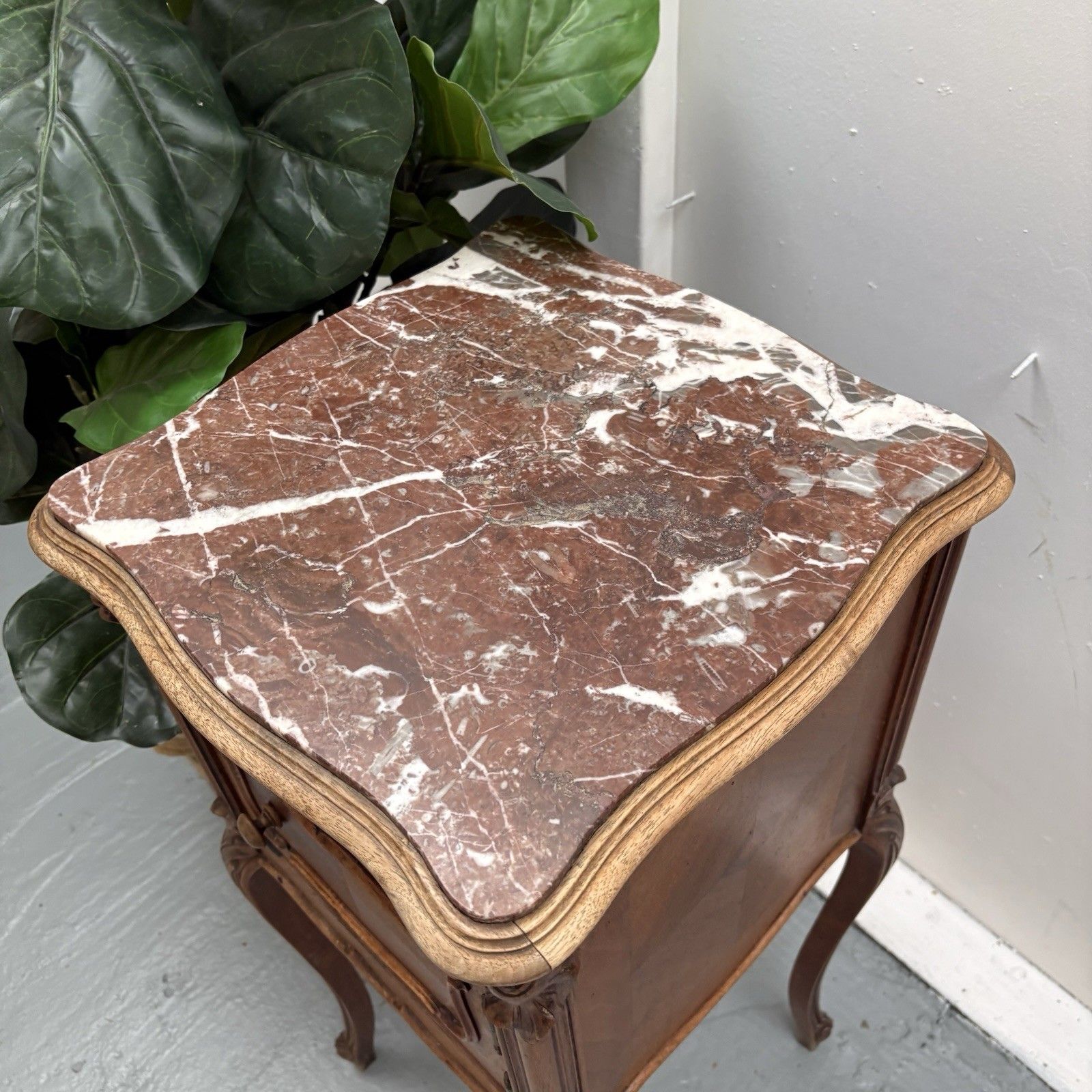 photo furniture Antique French Louis XV Style Walnut & Marble Top Bedside Cabinet Nightstand