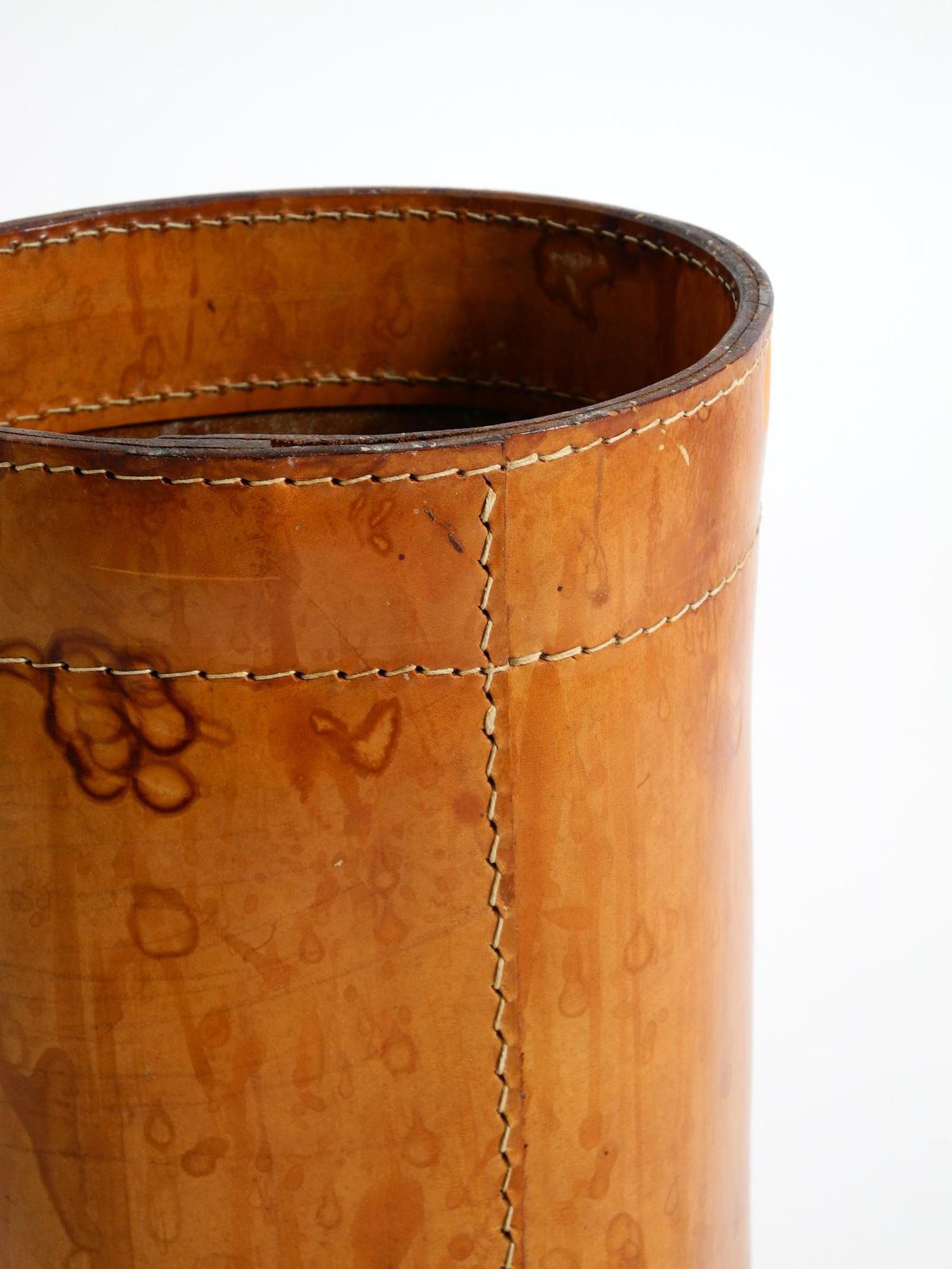 photo vinterior Beautiful 1960s Leather Paper Bin By Torben ørskov & Co Denmark