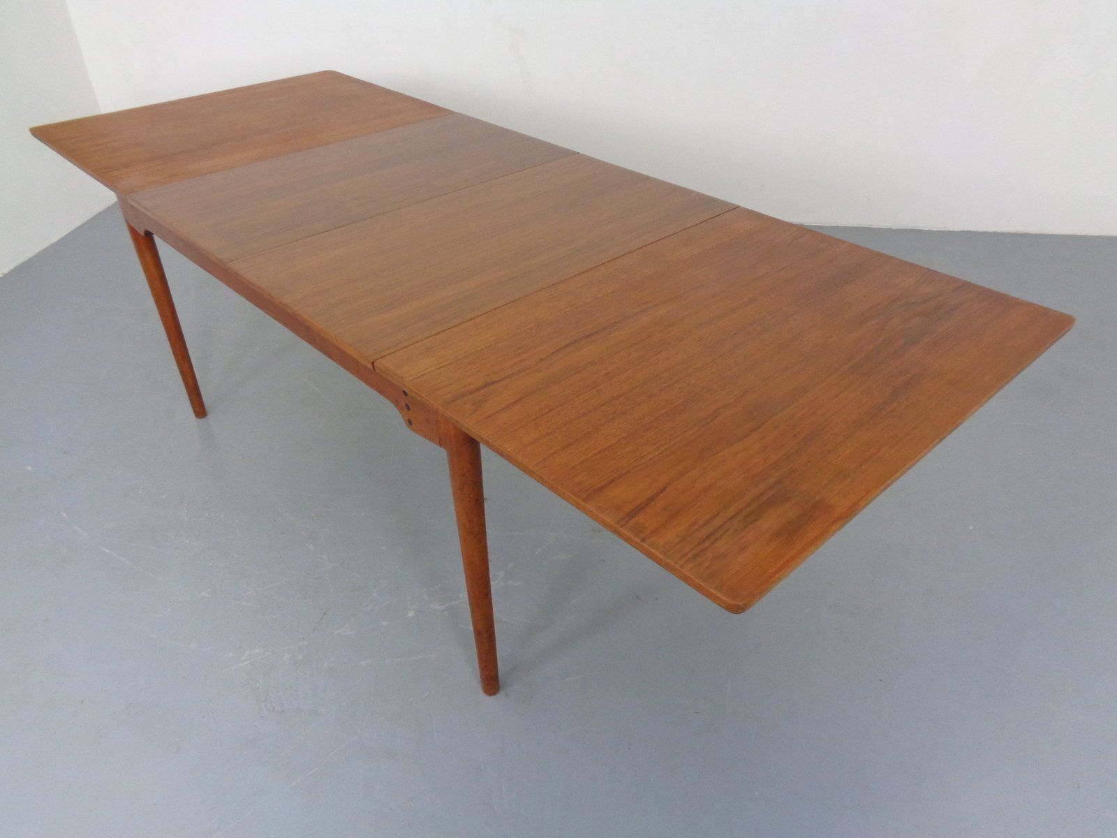 photo furniture Extandable Teak Model B065 Dining Table By Finn Juhl For Bovirke, Denmark, 1950s