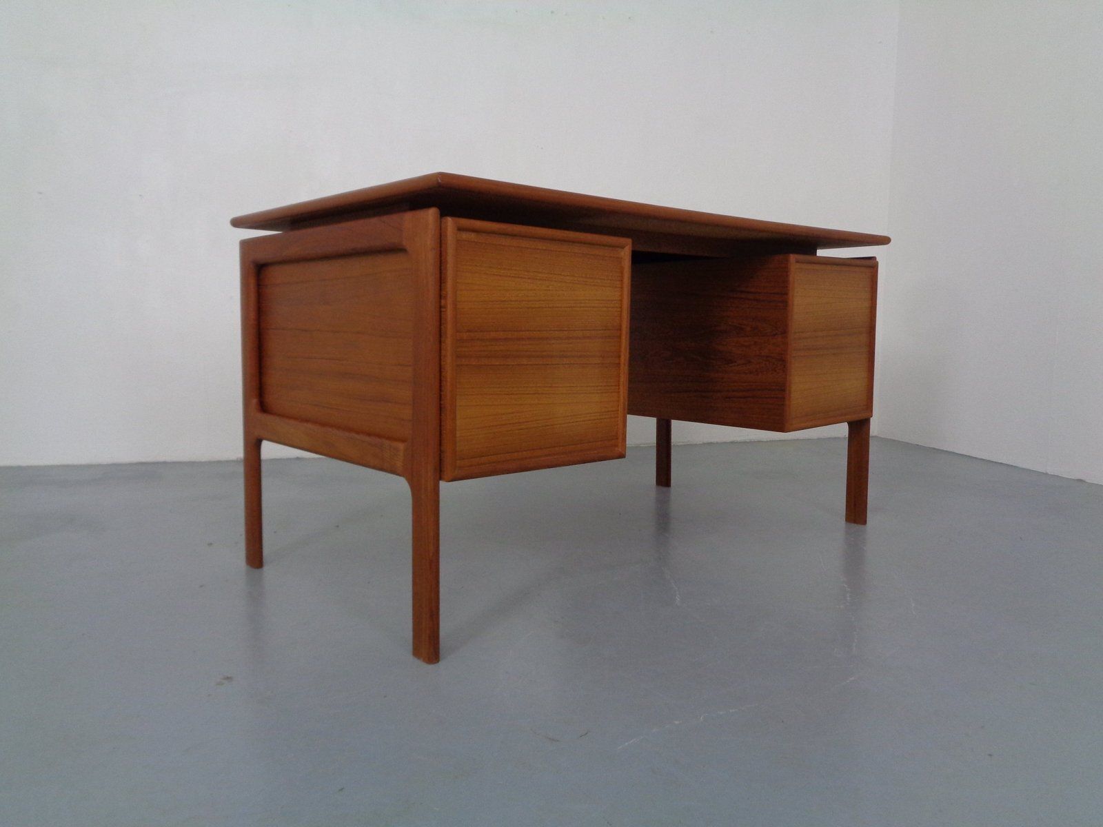 Teak Desk From Gasvig Gv Møbler, Denmark, 1960s photo vinterior