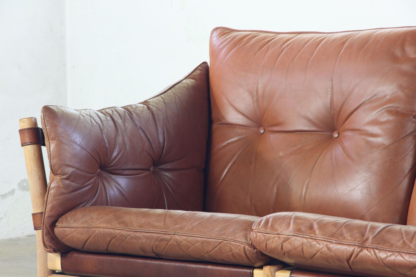 Furniture Vintage Ilona Lounge Sofa By Arne Norell For Norrell Mobel Ab, 1960s photo