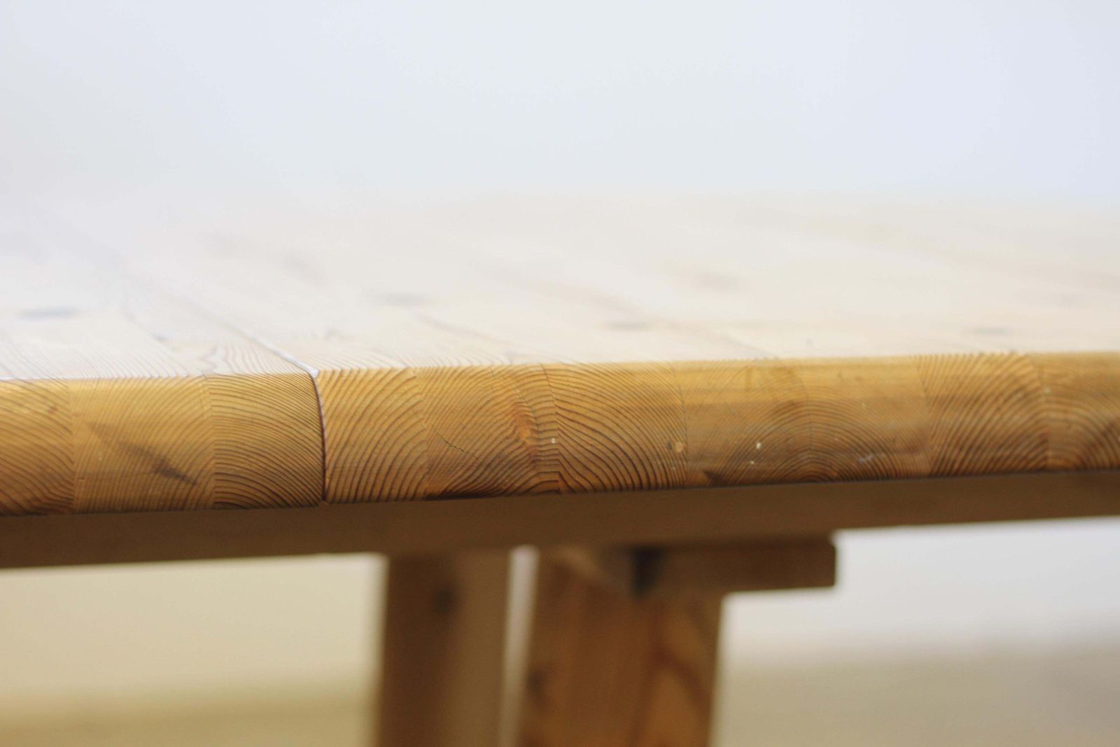 Rainer Daumiller Style Solid Extendable Pinewood Dining Table, 1980's Dyrlund photo 2117.0