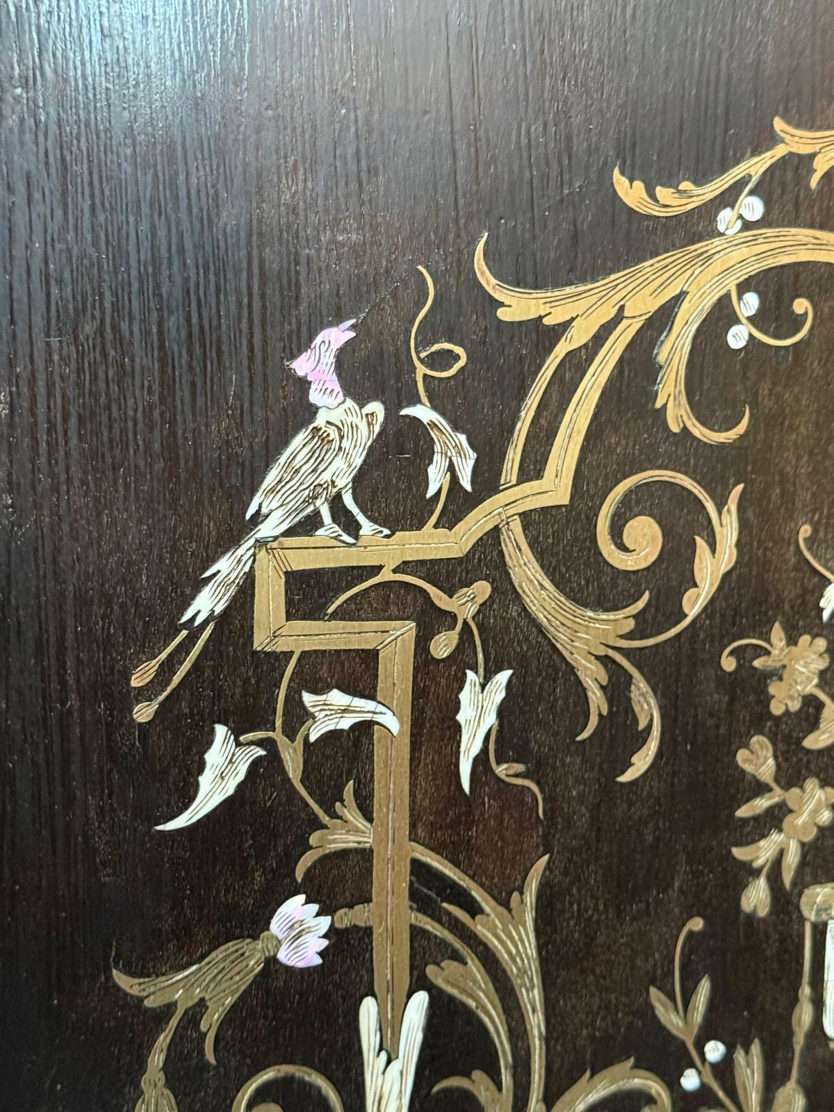 photo for sale Cabinet français de style Napoléon III, XIXe siècle, avec incrustations métalliques