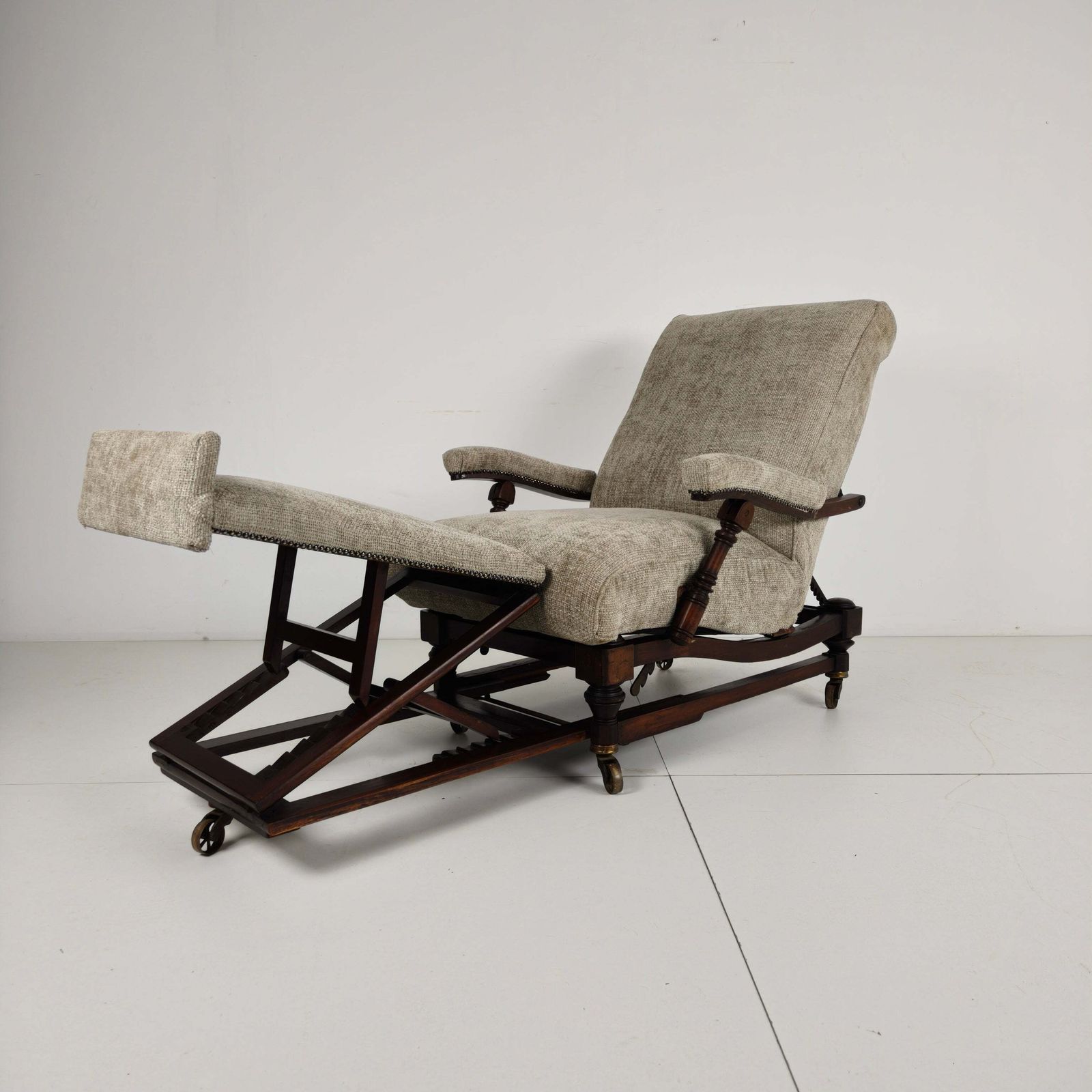 English Reclining Library Chair (Circa 1860)