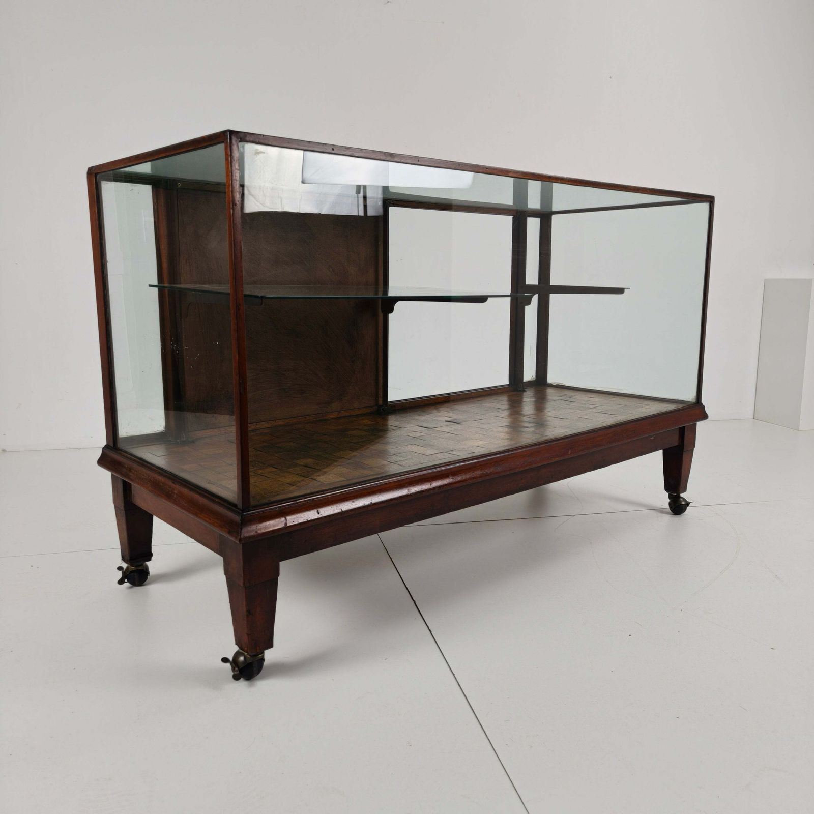 English Shop Display / Shop Counter (1910–1920) photo for sale