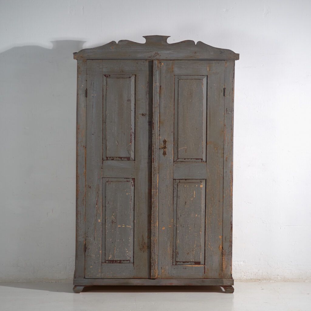 Rustic Painted Wooden Wardrobe, Central Europe, Circa 1900–1920 photo vinterior