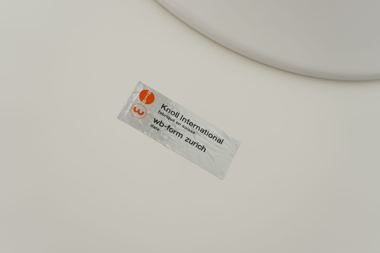 Furniture Saarinen 137 Cm Round Dining Table For Knoll International, 1970s photo