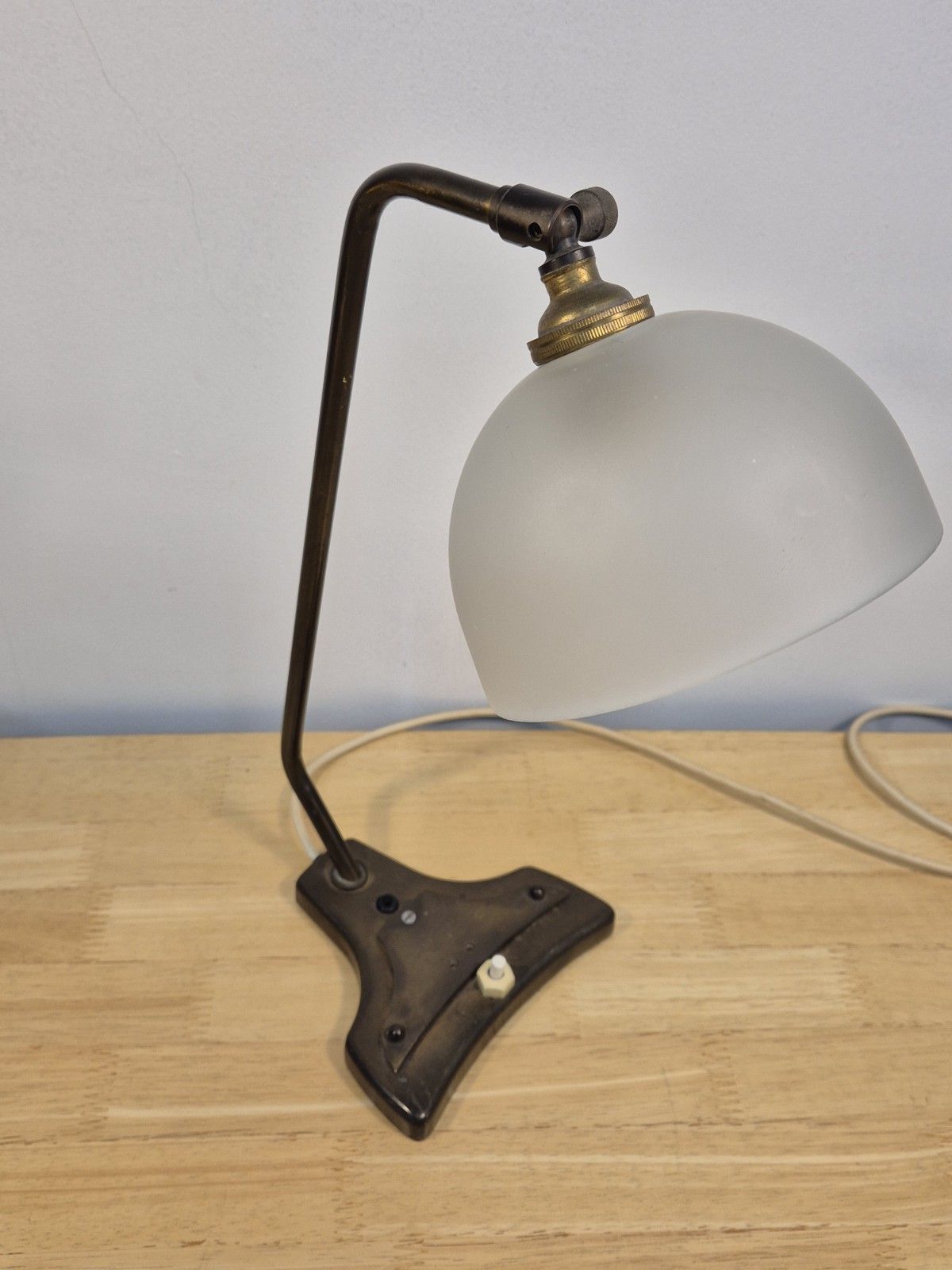 Original Art Deco Table Lamp By Kandem 1920s Glass Shade Working Condition photo Lighting