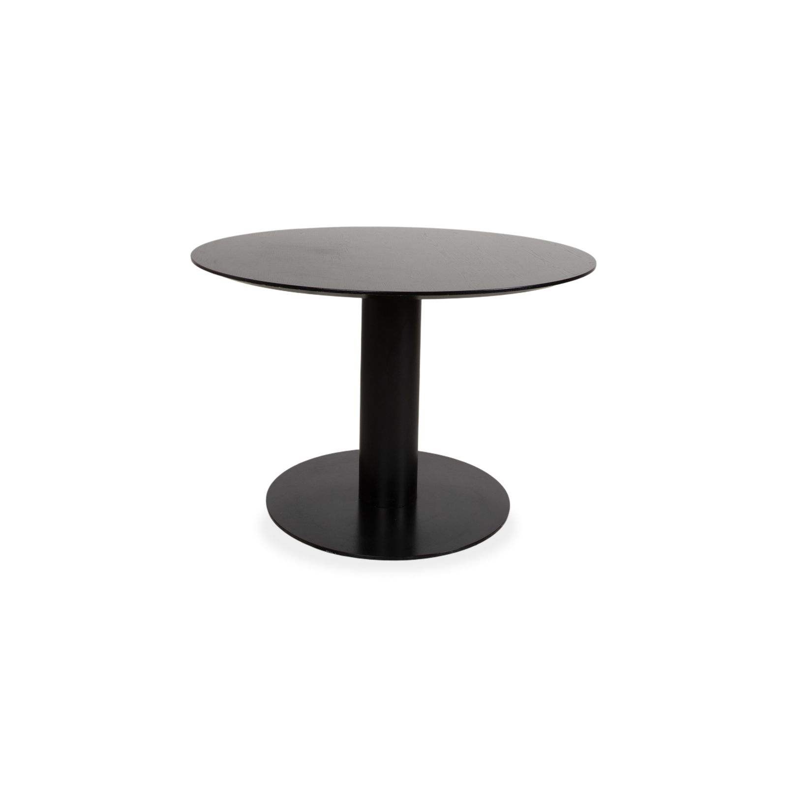 Table à manger Gubi 2.0 en bois noir photo vinterior