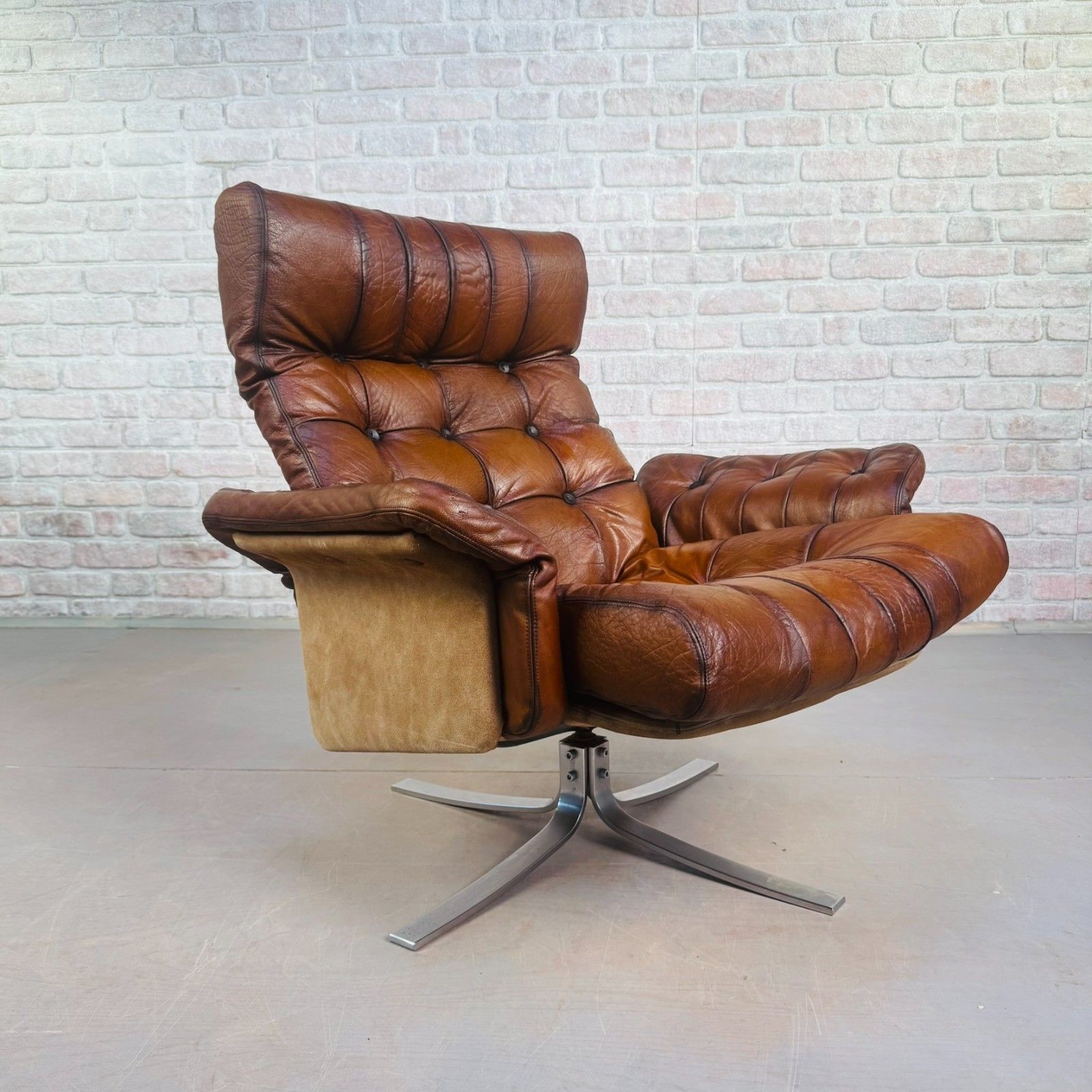Vintage 60s Søren Nissen & Ebbe Gehl Swivel Lounge Chair By Jeki Møbler