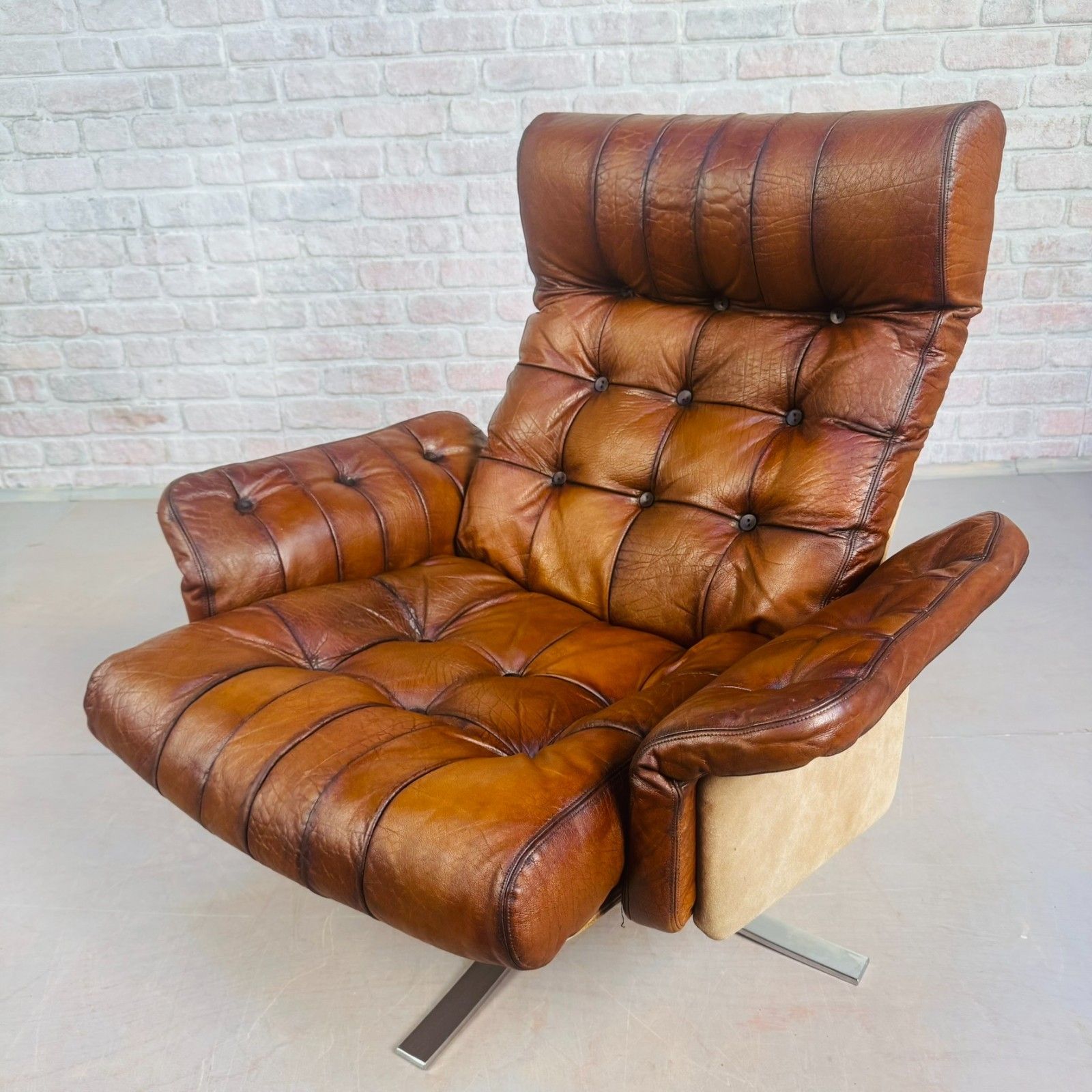 Vintage 60s Søren Nissen & Ebbe Gehl Swivel Lounge Chair By Jeki Møbler photo Furniture