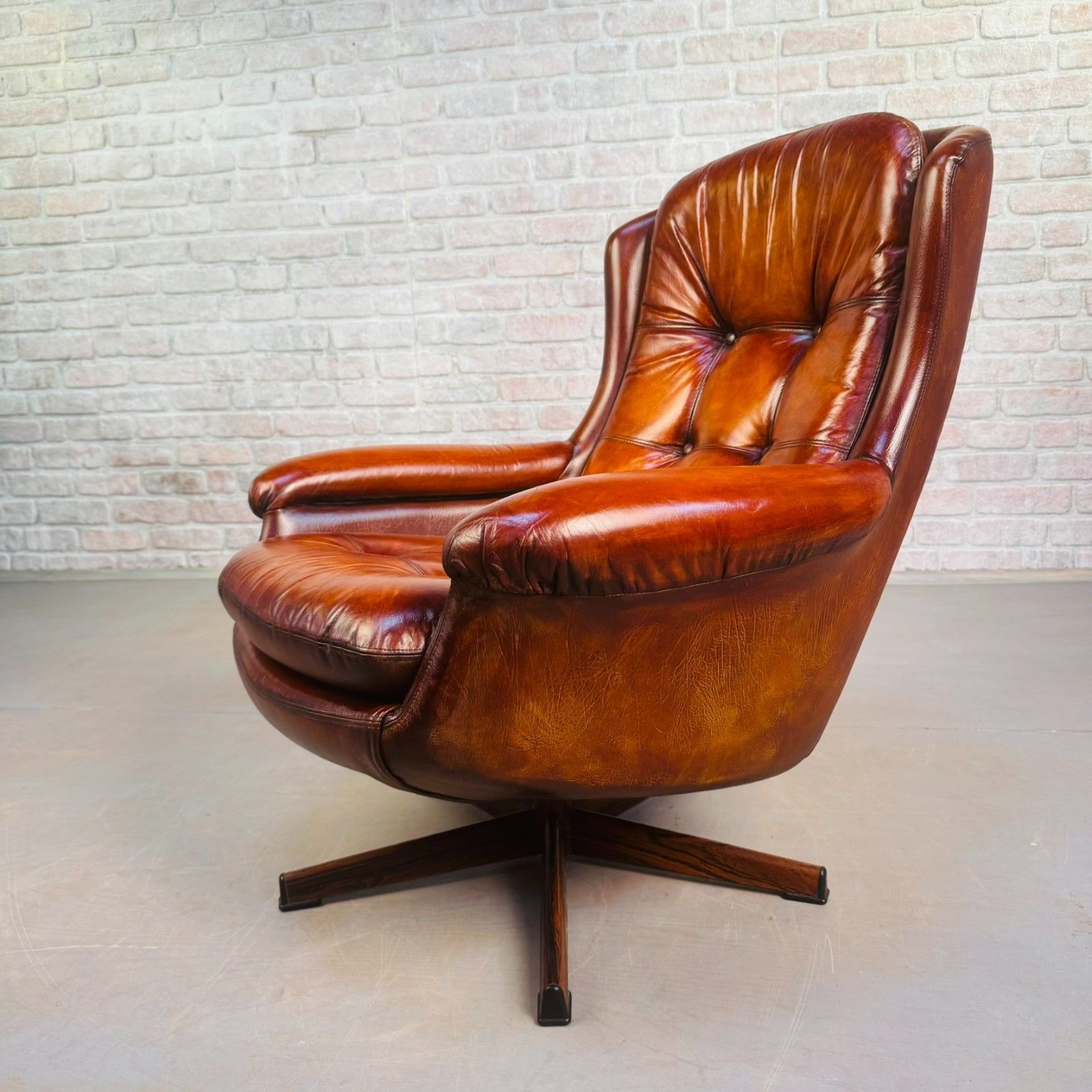 1970s Danish Egg Chair – Cognac Leather Swivel Base photo vintage