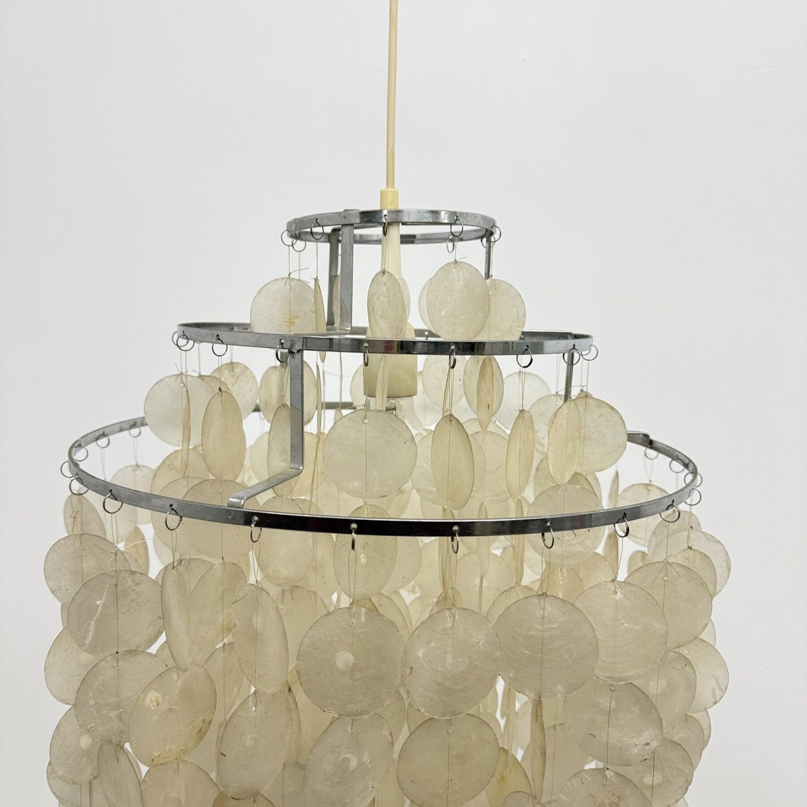 photo vinterior Mid Century Mother Of Pearl Capiz Shell Verner Panton Style Hanging Lamp , 1970s