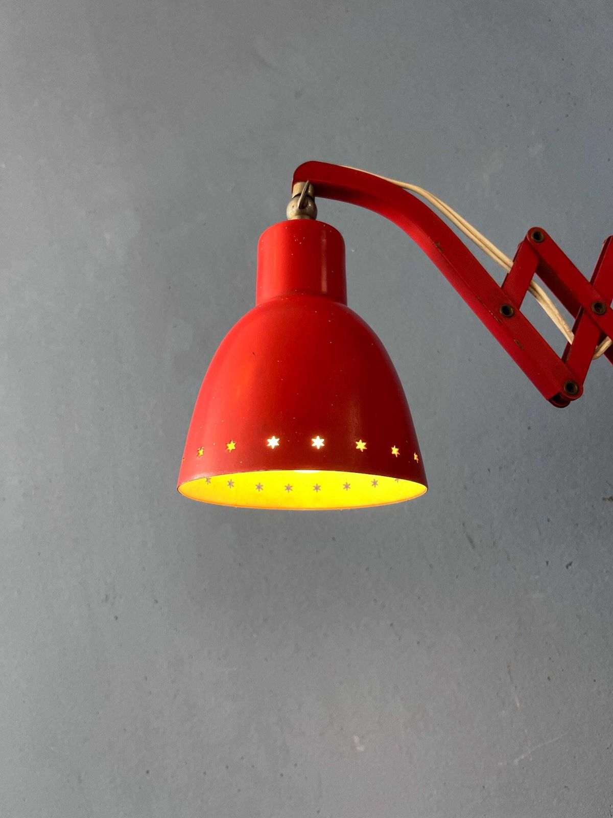Mid Century Rode Hala Vintage Schaarlamp photo buy