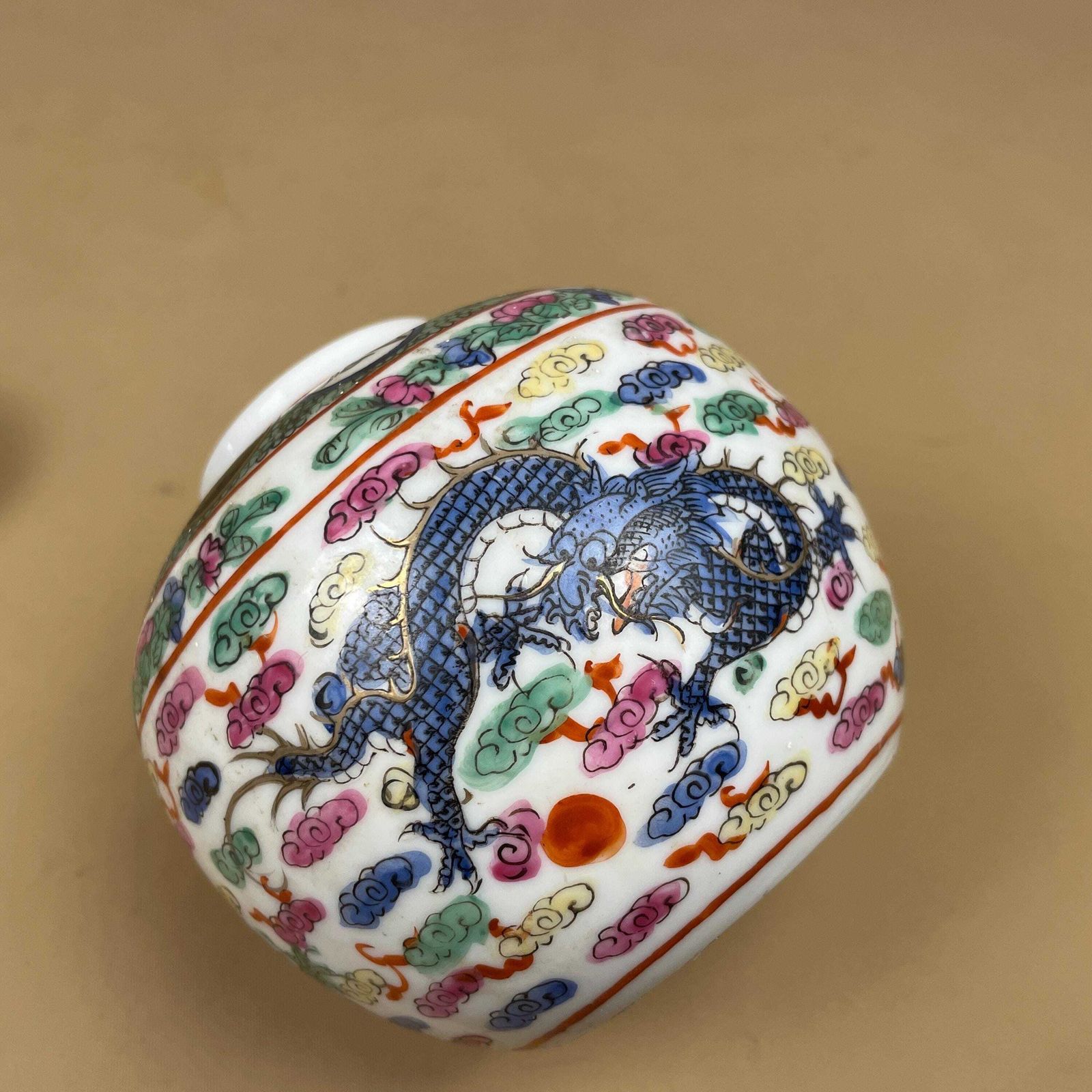 85.0 Oriental Decorative Vase Ceramic White Dragon Floral Design Hand Painted Pot Japanese Vintage Lidded Ginger Jar Lid Pattern Ornament Ornate photo