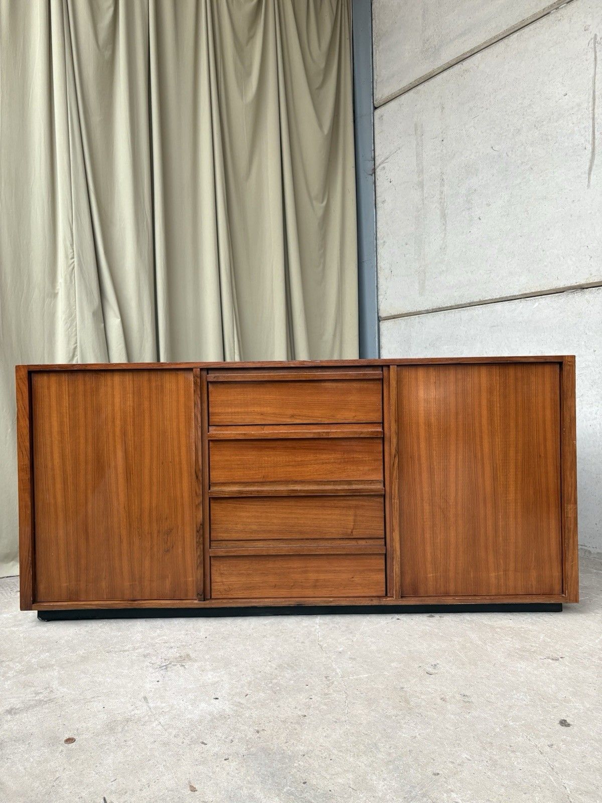 Vtg Late Mid Century Heals Sideboard Credenza Media Cabinet Unit Storage R1124 photo Furniture