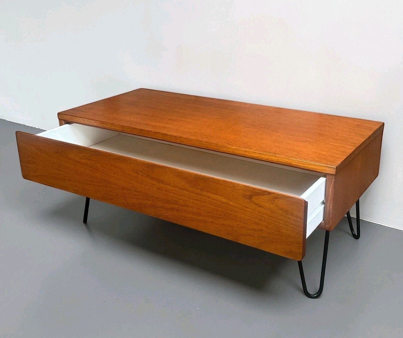 Teak Beaver And Tapley Coffee Table Media Unit Hair Pin Legs C1970s photo Furniture