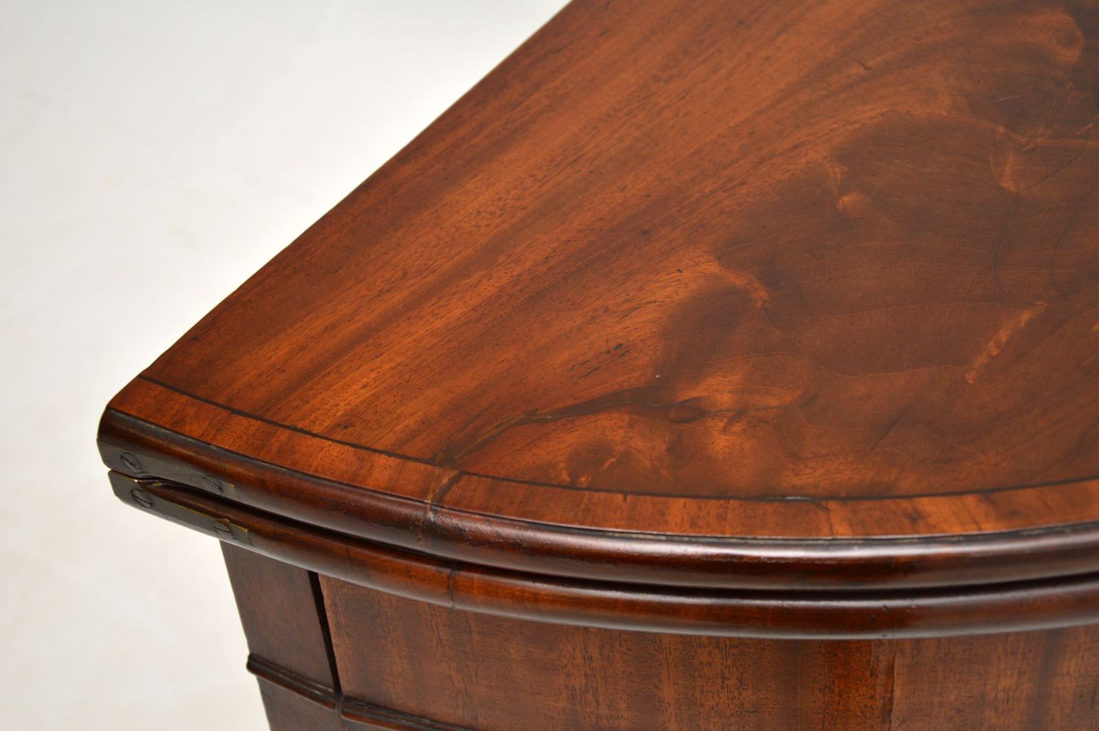 photo vinterior Antique George III Period Mahogany Card Table