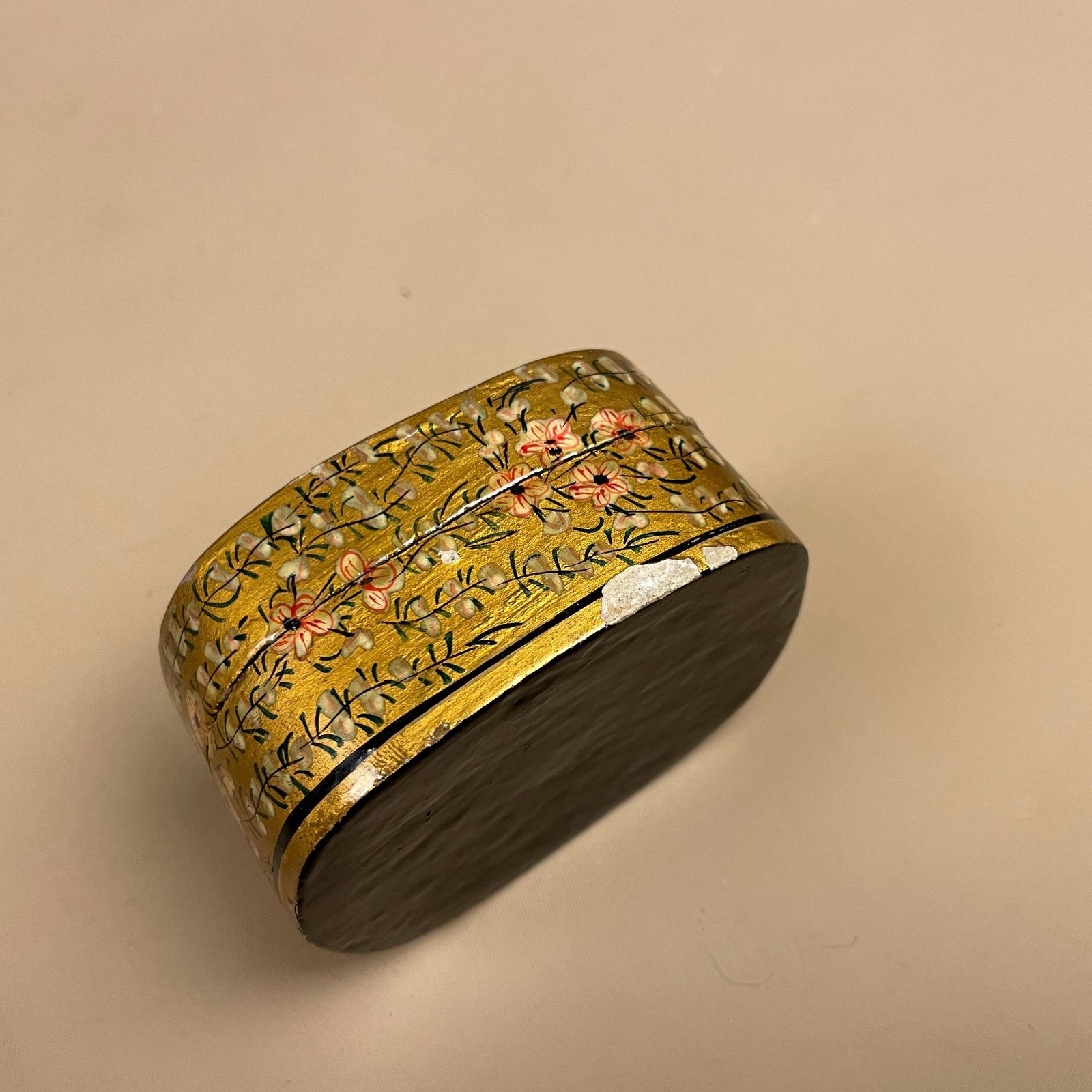 Kashmiri Style Papier Mache Box Hand Painted Floral Bird Trinket Decorative Box Dressing Table Decor Rings Trinket Lidded Pot Lacquered photo vinterior