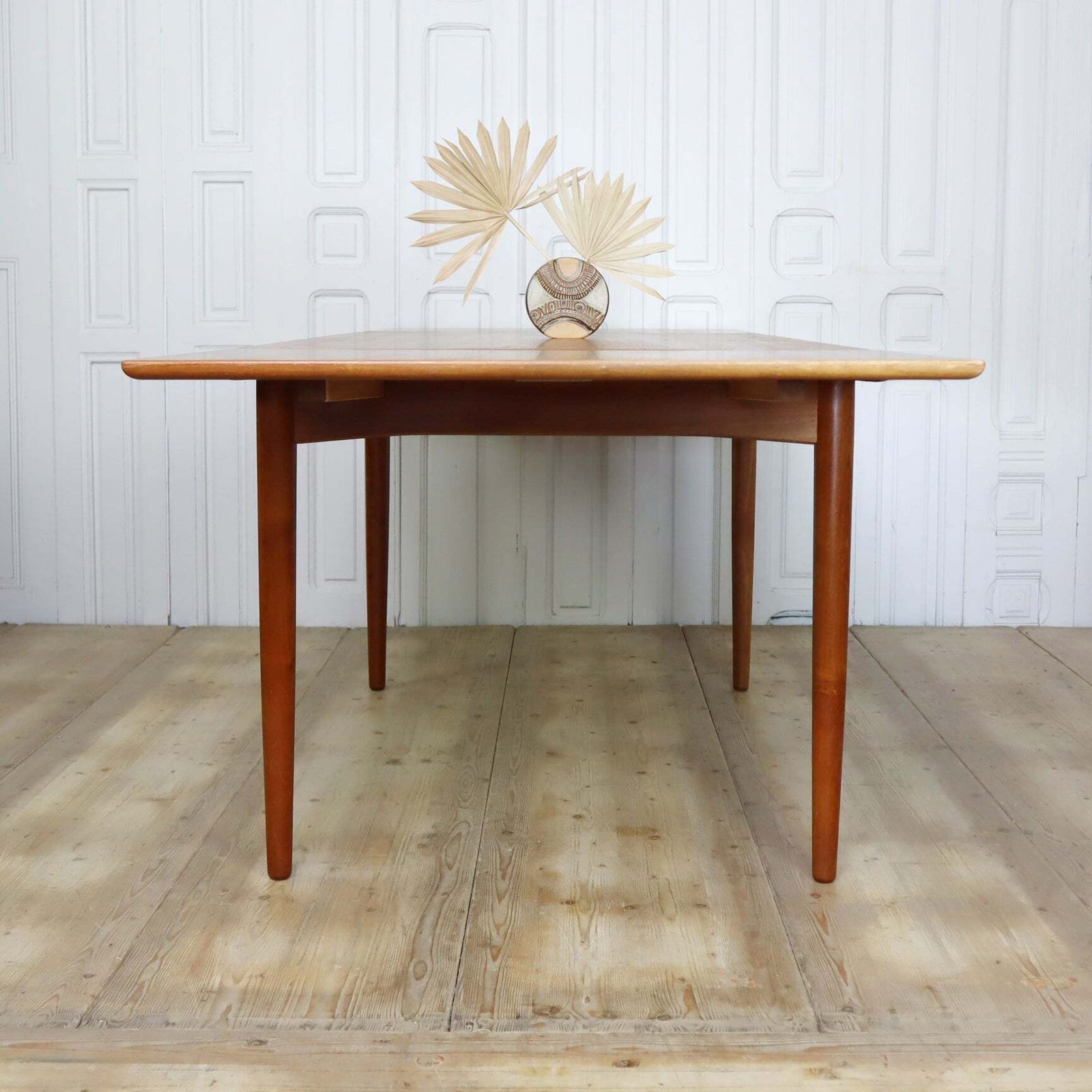 Mid Century Danish Teak Extending Dining Table photo vintage