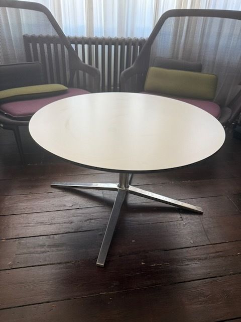 B&B Italia Maxalto Cosmos Round Table By Jeffrey Bernett