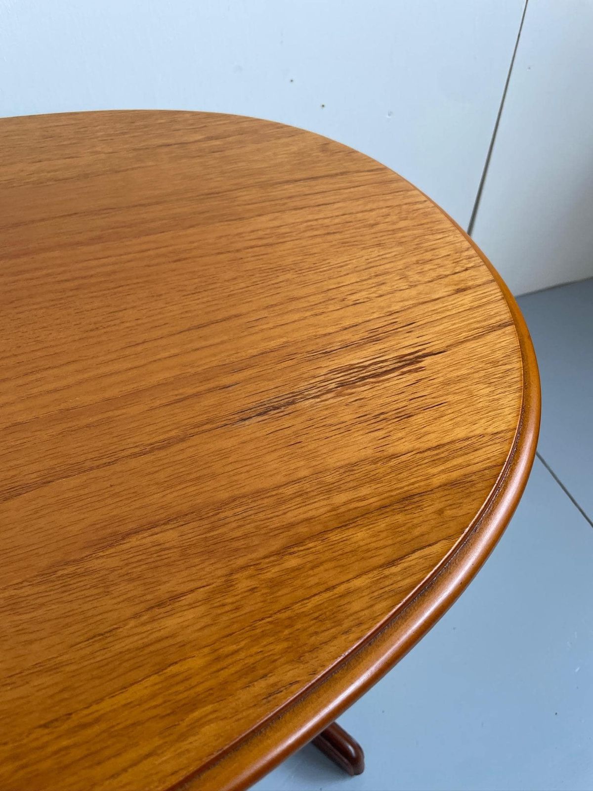 Vintage Oval Wooden Coffee Table With Curved Legs Mid Century Scandi Style photo 250.0