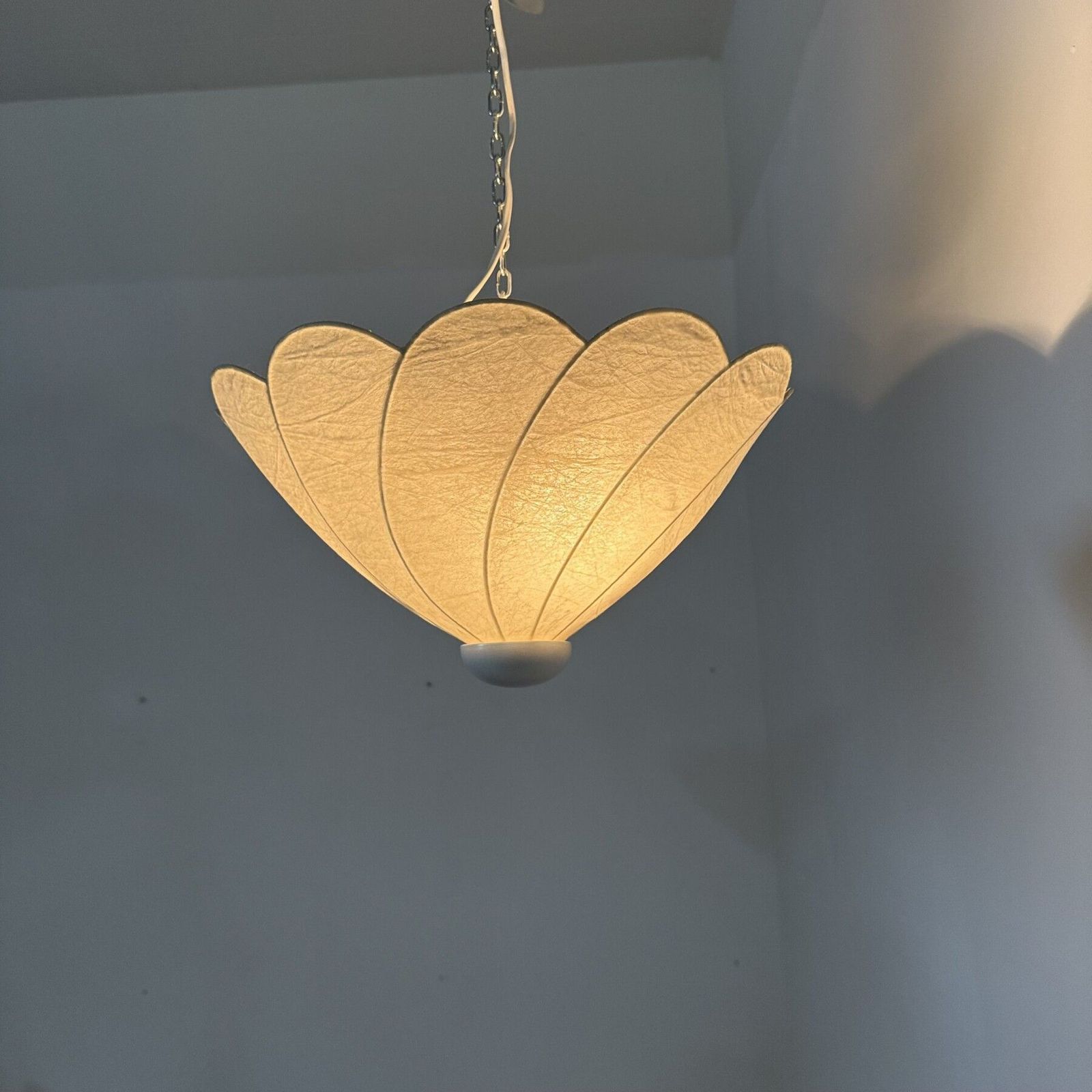 Verlichting Mid Century Design Cocoon Plafondlamp, Jaren 1970 photo
