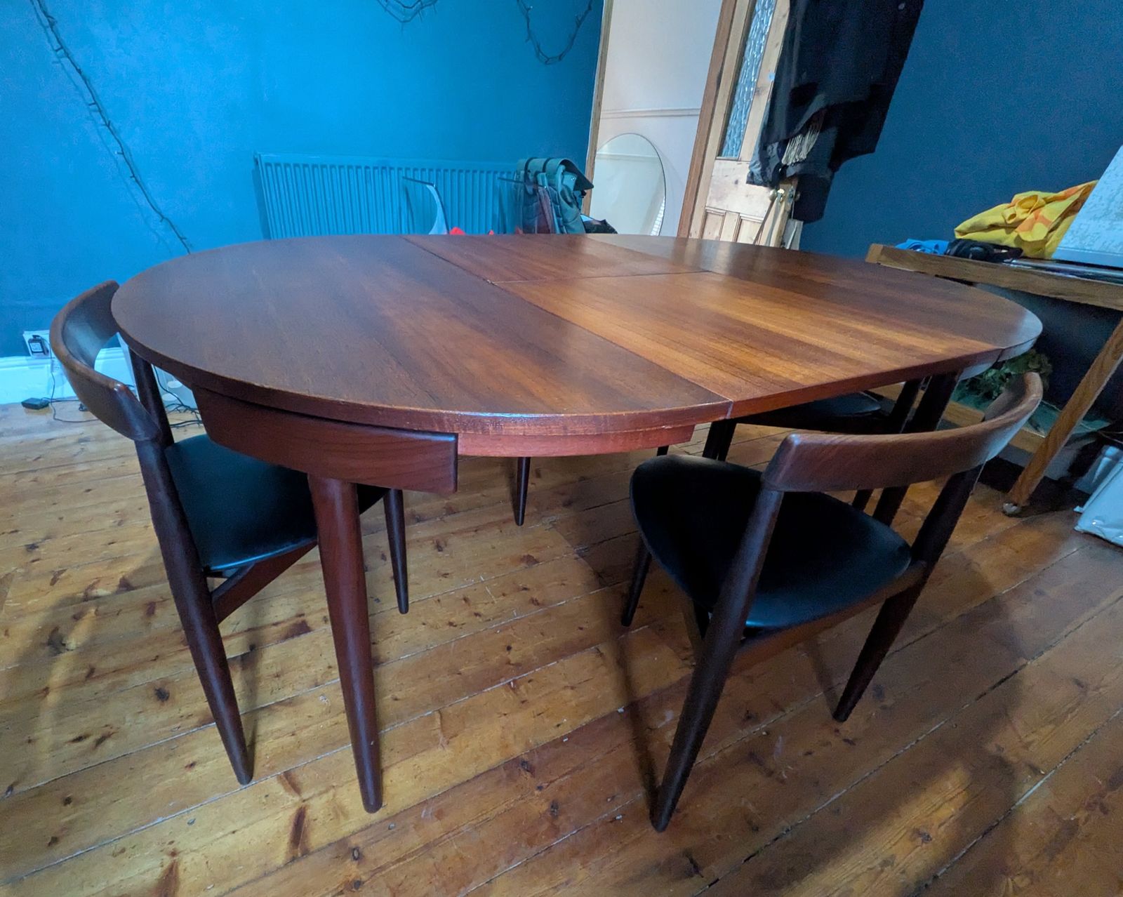 1960s Danish Roundette Dining Set By Hans Olsen For Frem Røjle – Teak, Extending Table & 4 Chairs photo vinterior