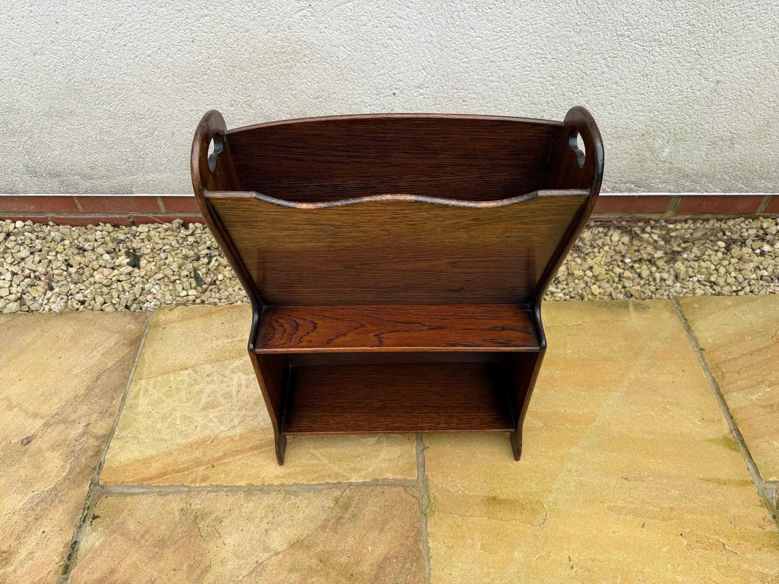 photo vintage Antique Hand Made Magazine Rack With Shelf. Vintage Retro Style.