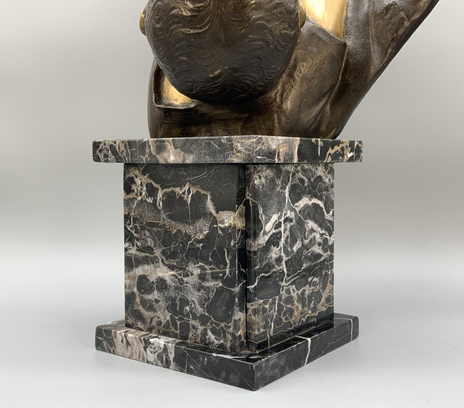 photo vintage Large Bronze Sculpture 'Maternity' Mother & Child Statue After Antonio Merente