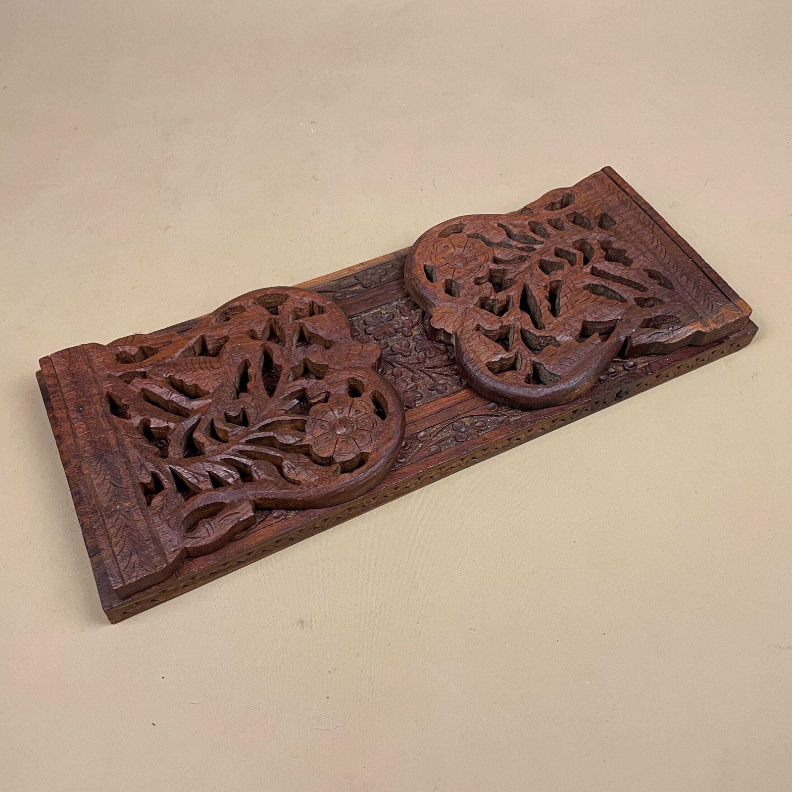 Antique Extending Book Slide Ends Anglo Indian Hand Carved Floral Victorian Style Shelf Display Library Novel Stand Adjustable photo furniture