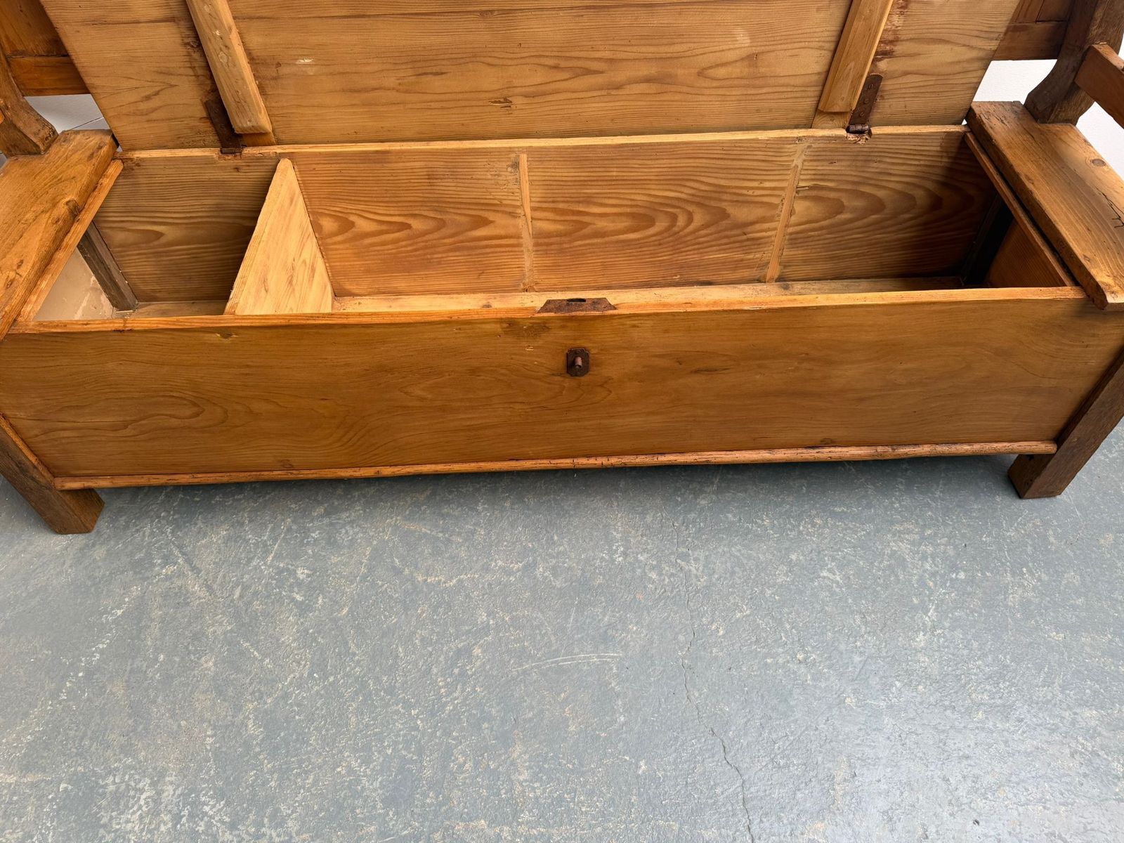 A Superbly Waxed Genuine Victorian Pine Hungarian 2/3 Seater Box Settle photo buy