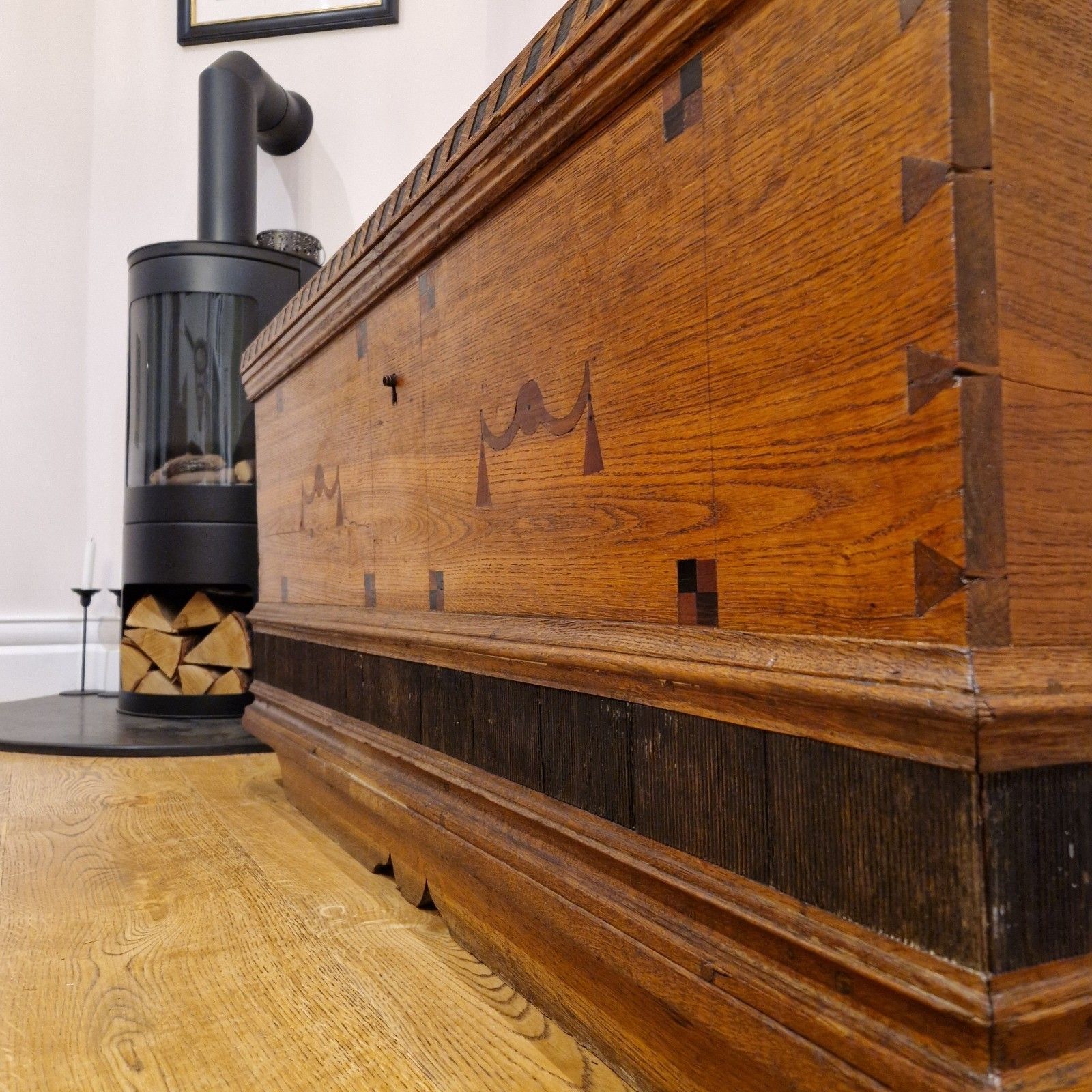 Antique 18th Century Dutch Oak Coffer – Chevron Inlays & Original Iron Handles photo vintage